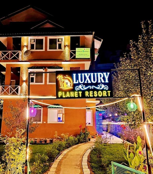 Luxury Planet