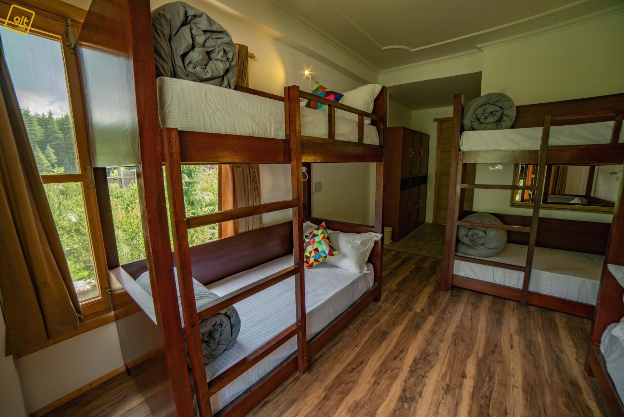 Hostel Alt Life -
