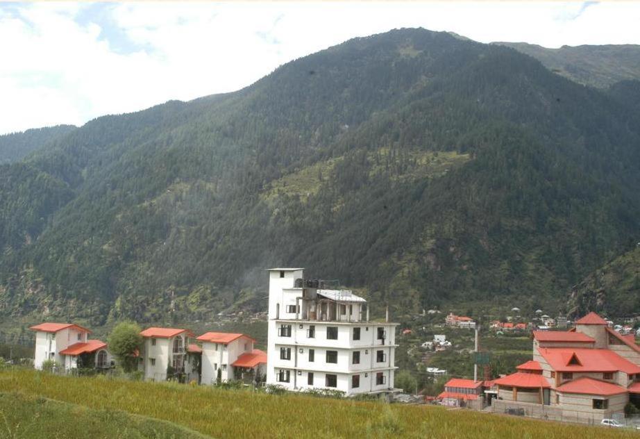 De Vivendi With 35000 Sqft Open Lawn With Bbq 4* Manali (Himachal Pradesh)