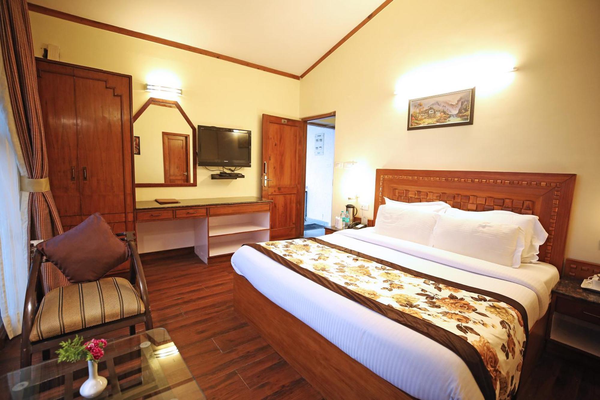 De Vivendi With 35000 Sqft Open Lawn With Bbq Resort 4*