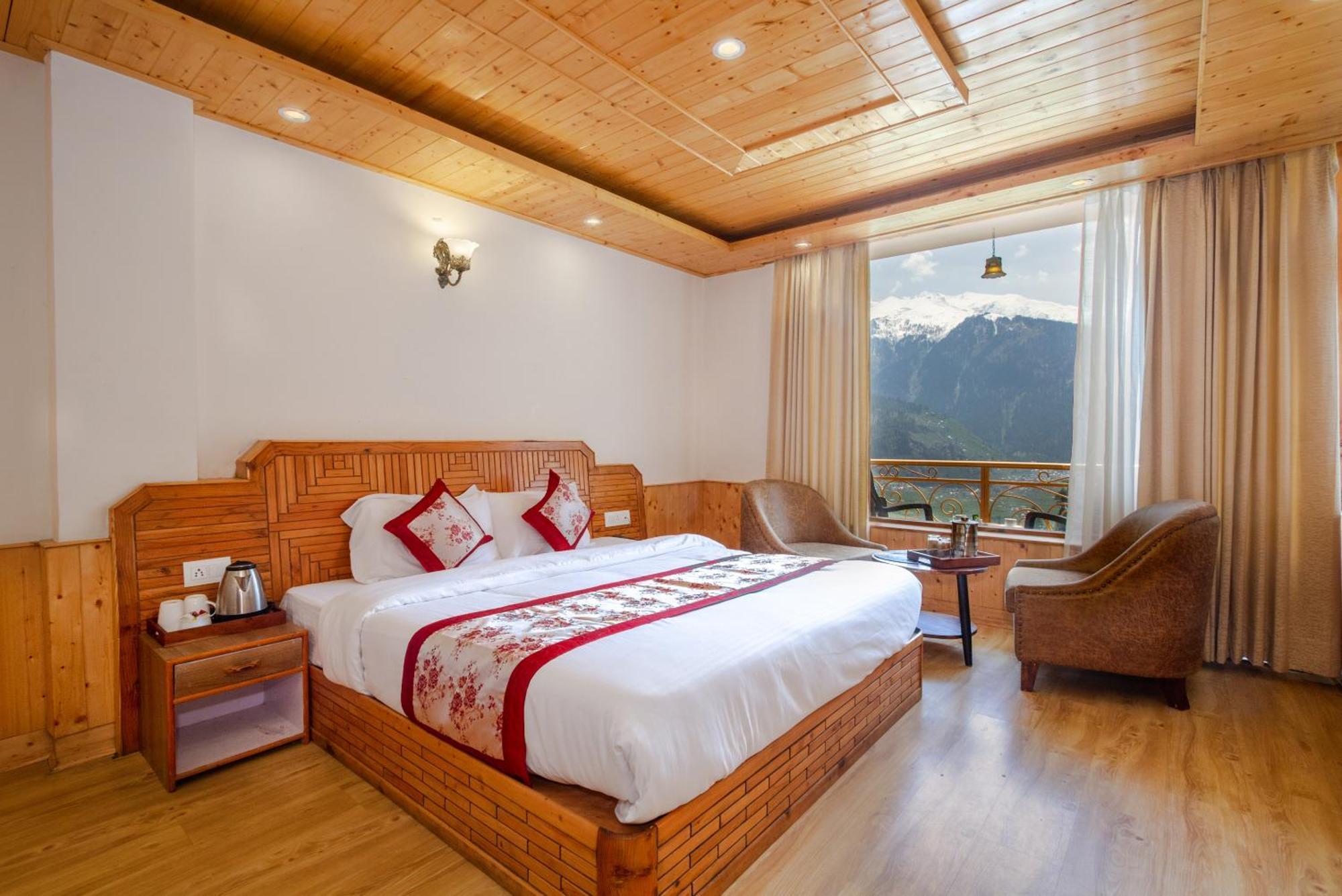 Kanyal Hills Manali (Himachal Pradesh)