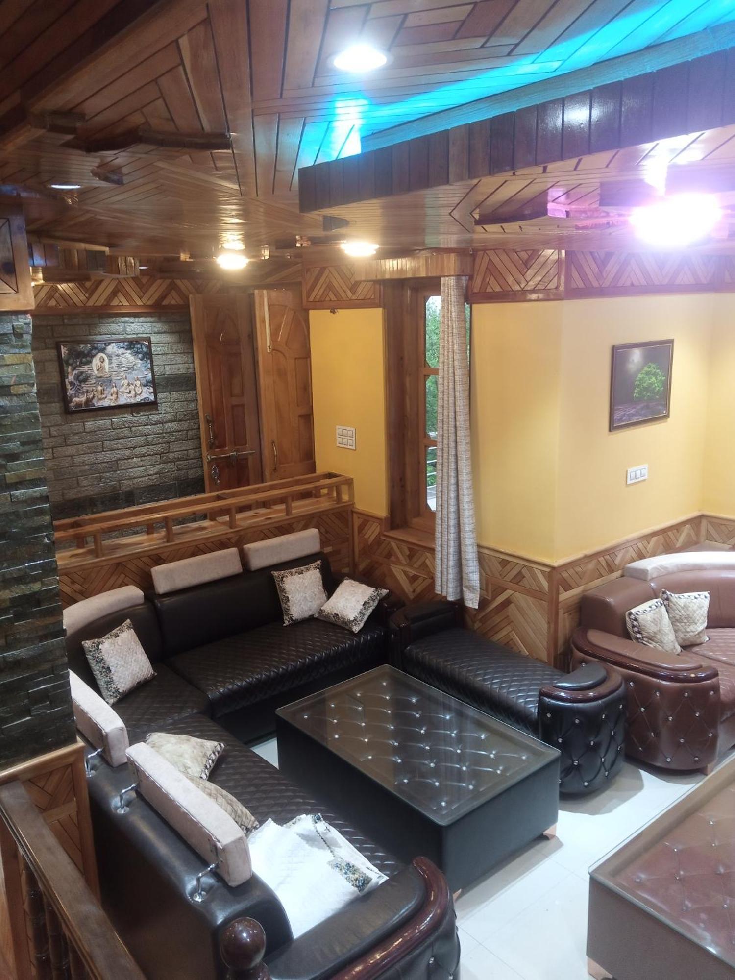 River Stone Apartment