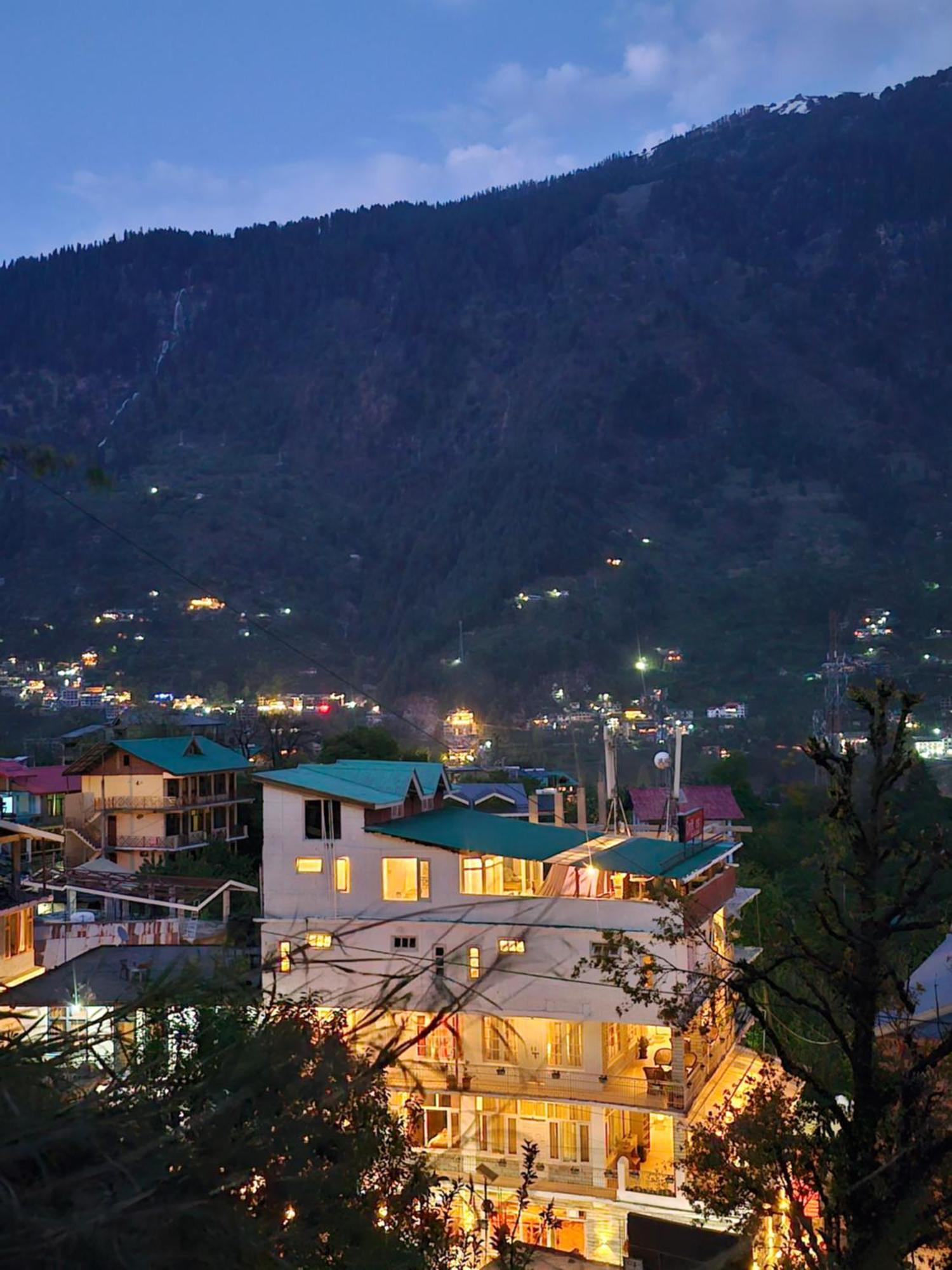 Drifters - The Hidden Tribe Guest house Manali (Himachal Pradesh)