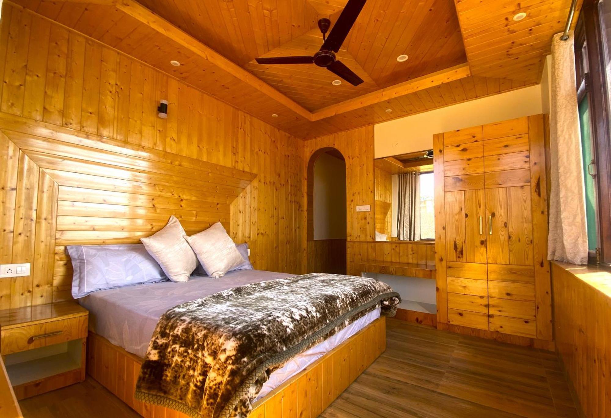 Homestay Nisarg *