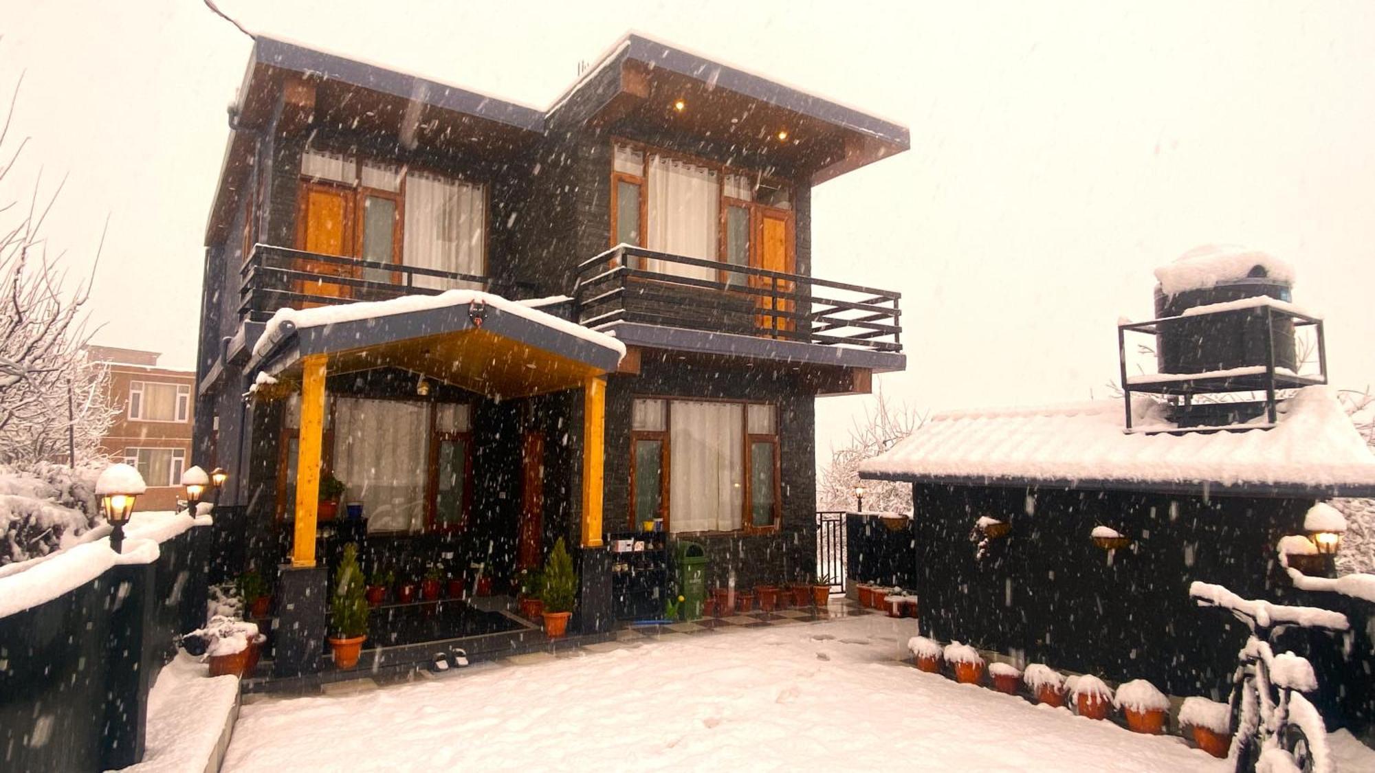 Nisarg Homestay Manali (Himachal Pradesh)