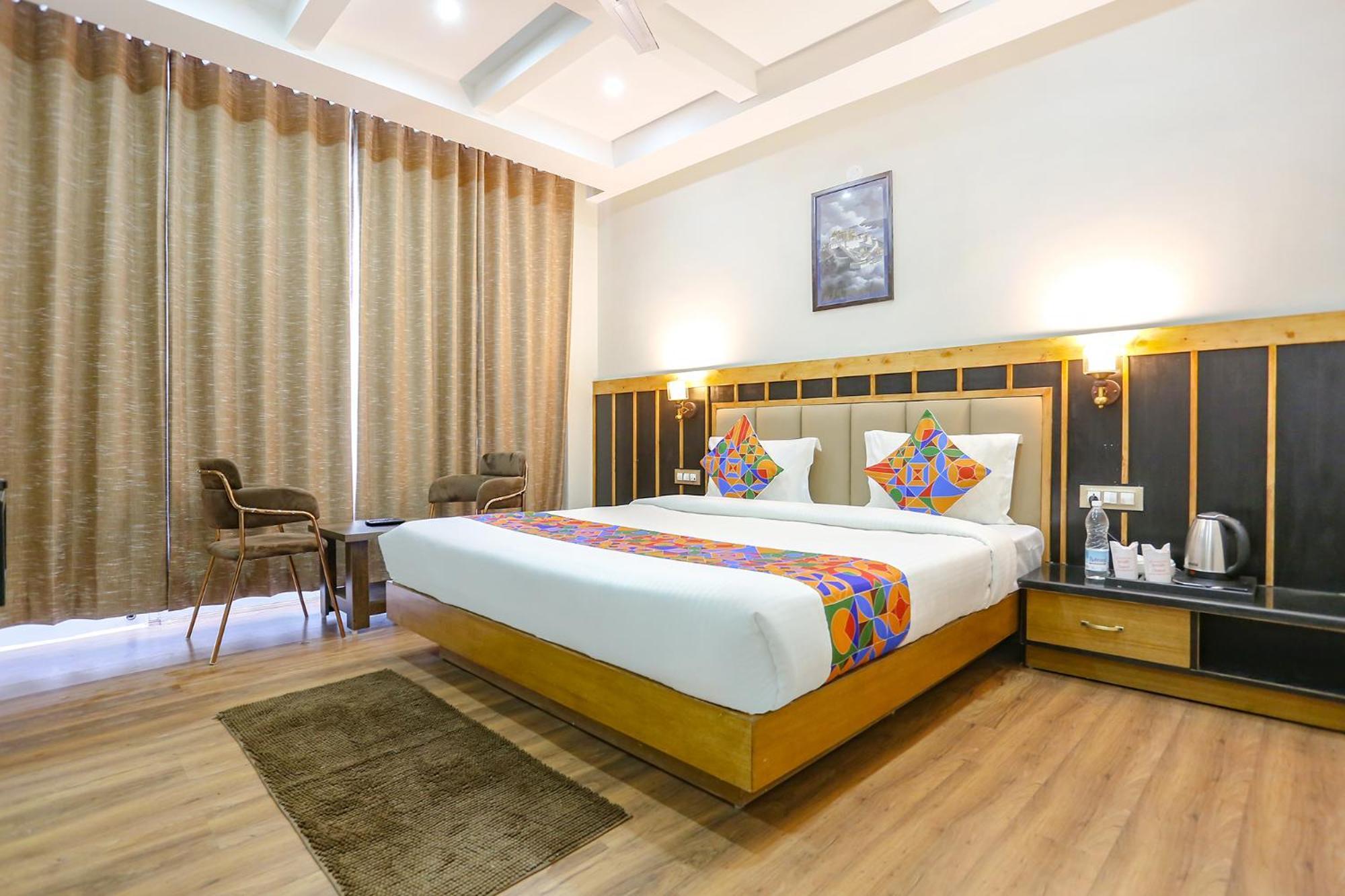 Fabhotel Outhills Hotel