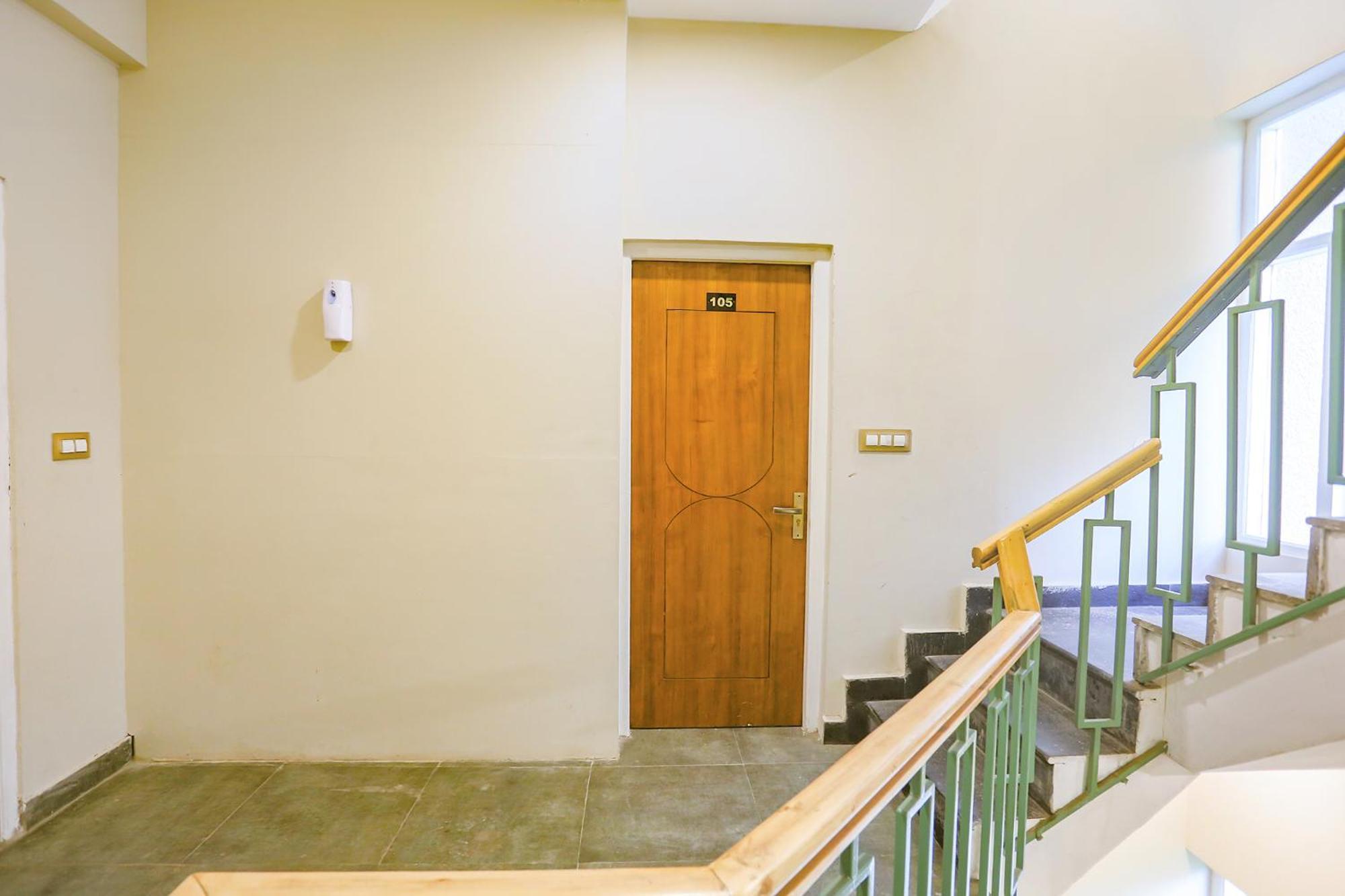 Fabhotel Outhills Manali (Himachal Pradesh)