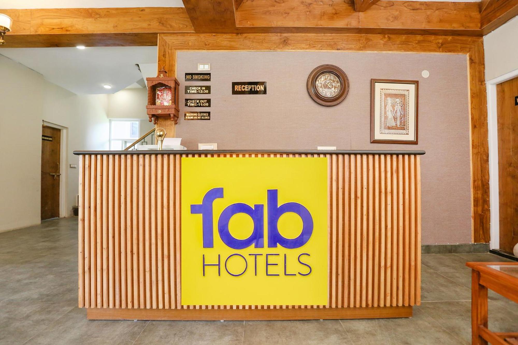 Fabhotel Outhills Hotel Manali (Himachal Pradesh)