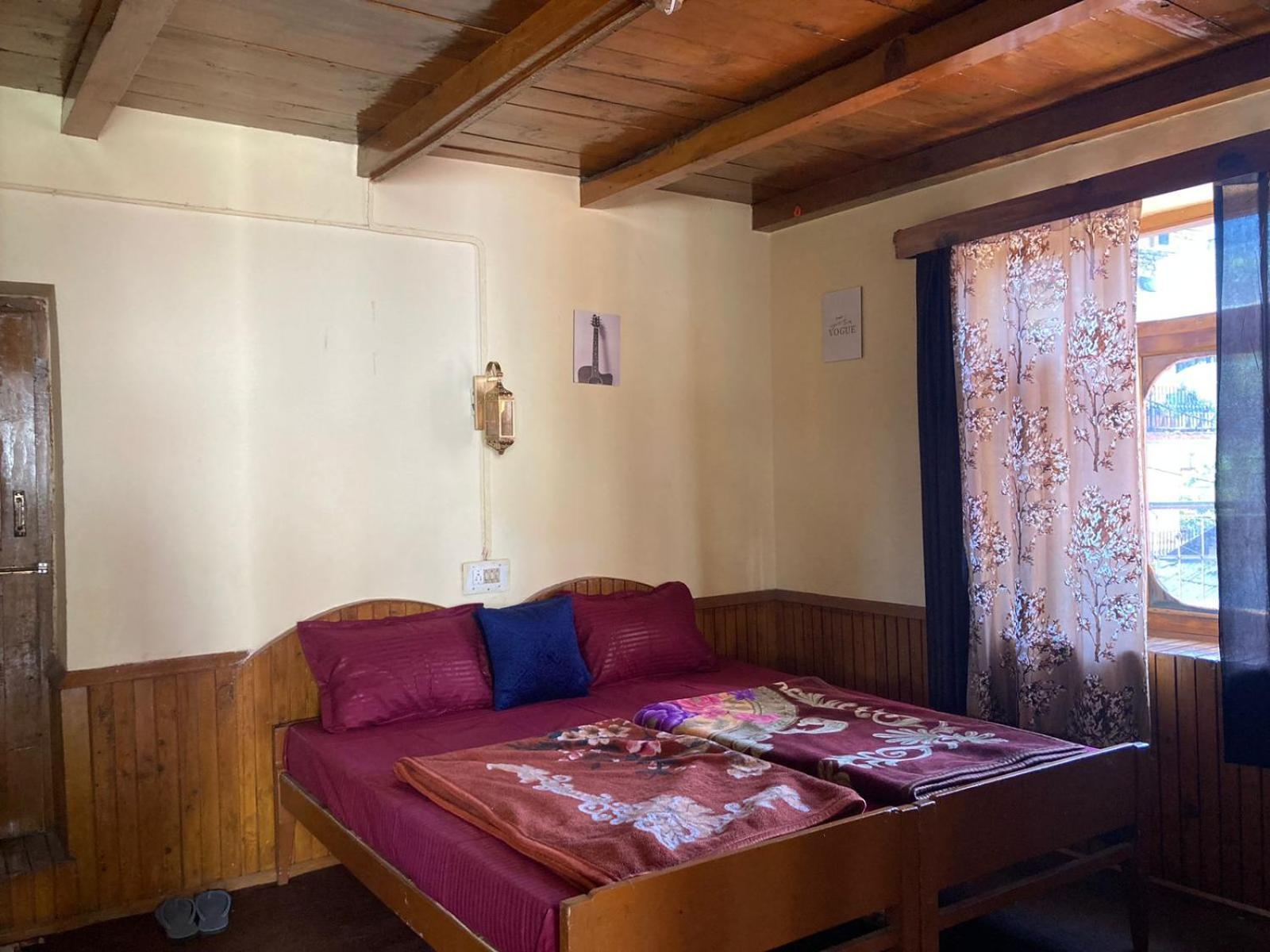 Namha By Negi Wooden House Guest house