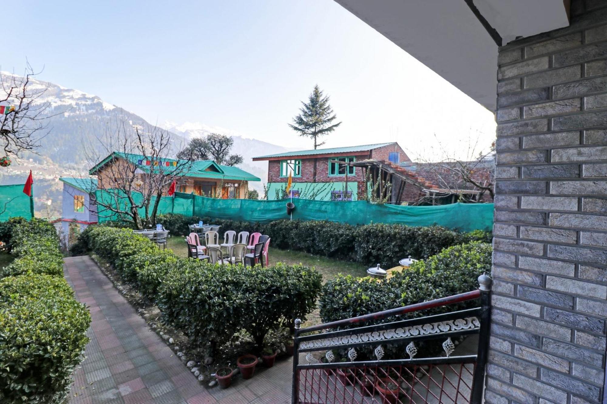 O 84991 Village 3*