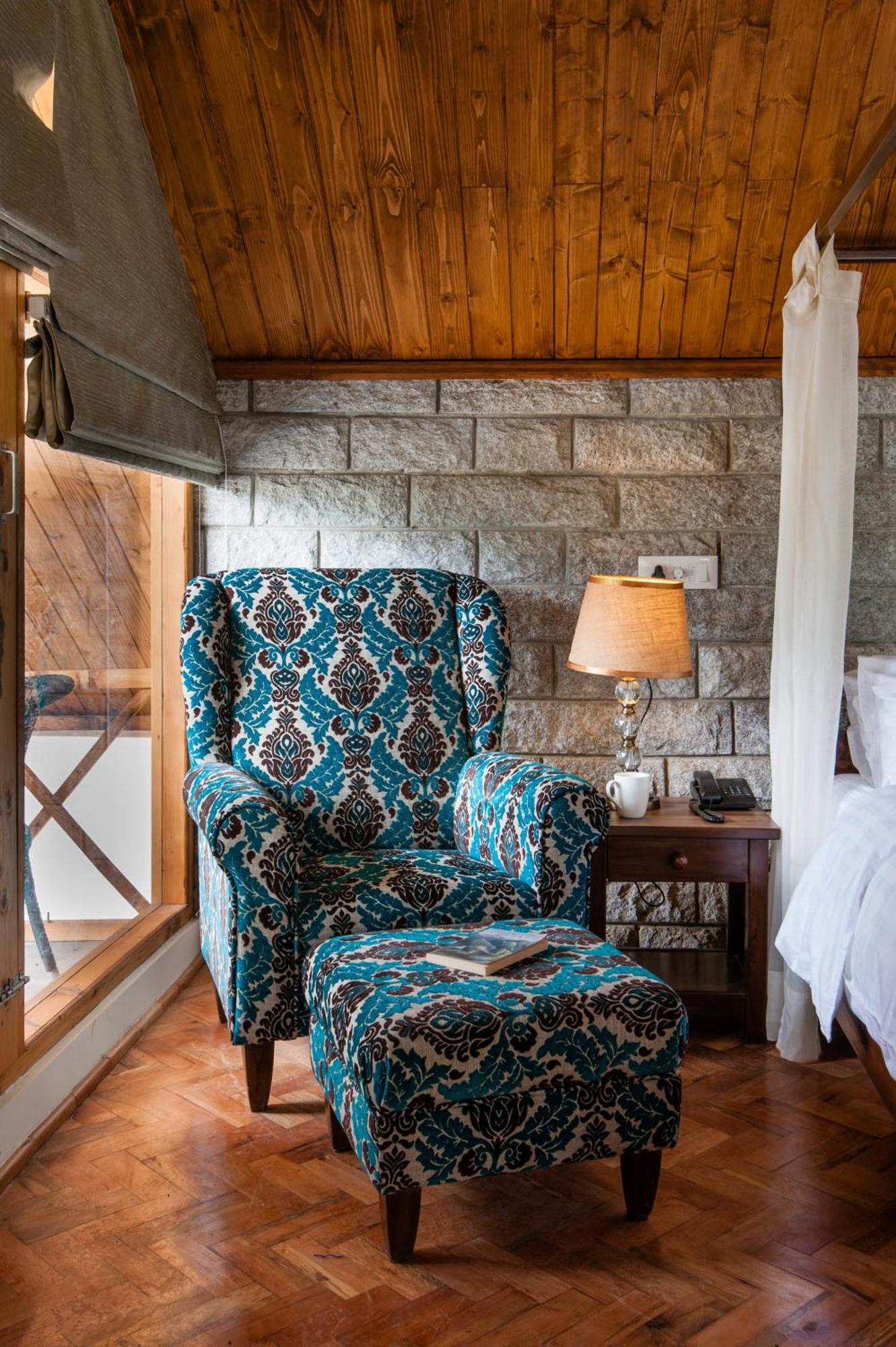 Resort Larisa Resort Manali 5*