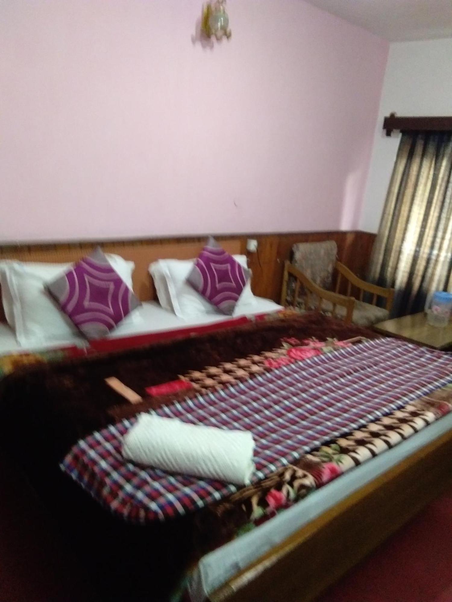 Hema Hotel *