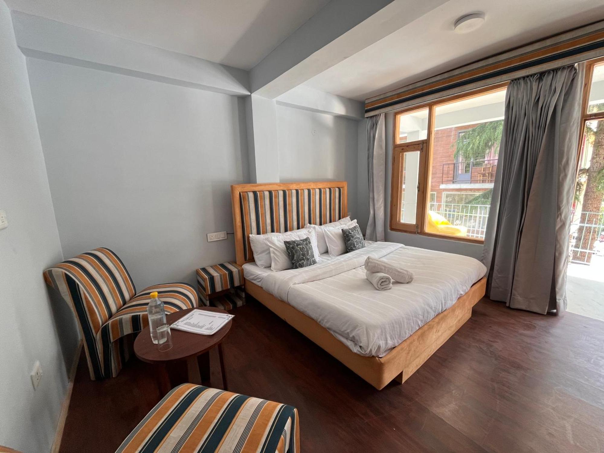 English Rose, #personal Parking, #petfriendly, #garden, #bonfire Under The Stars * Manali (Himachal Pradesh)