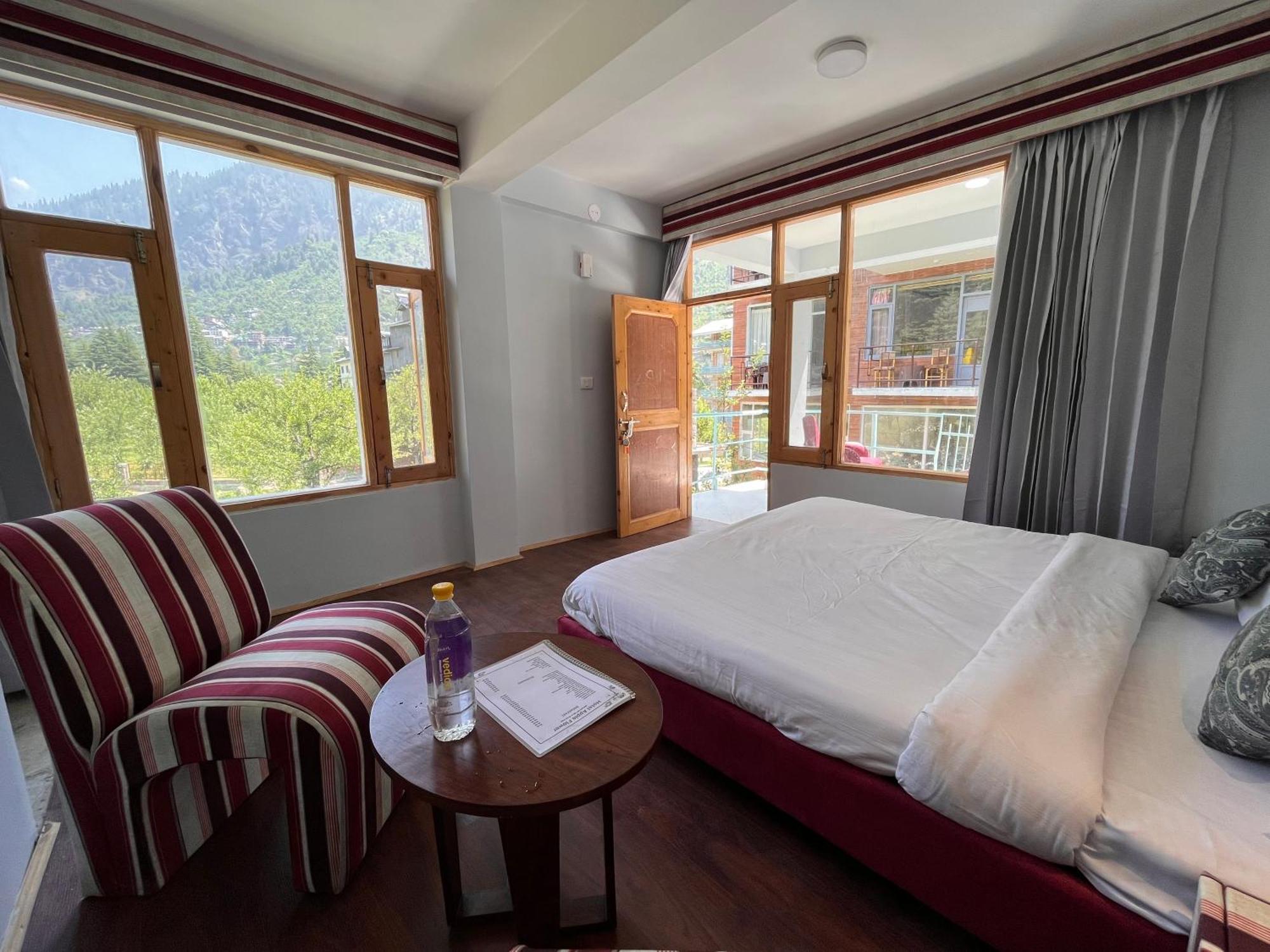 Guest house English Rose, #personal Parking, #petfriendly, #garden, #bonfire Under The Stars Manali (Himachal Pradesh)