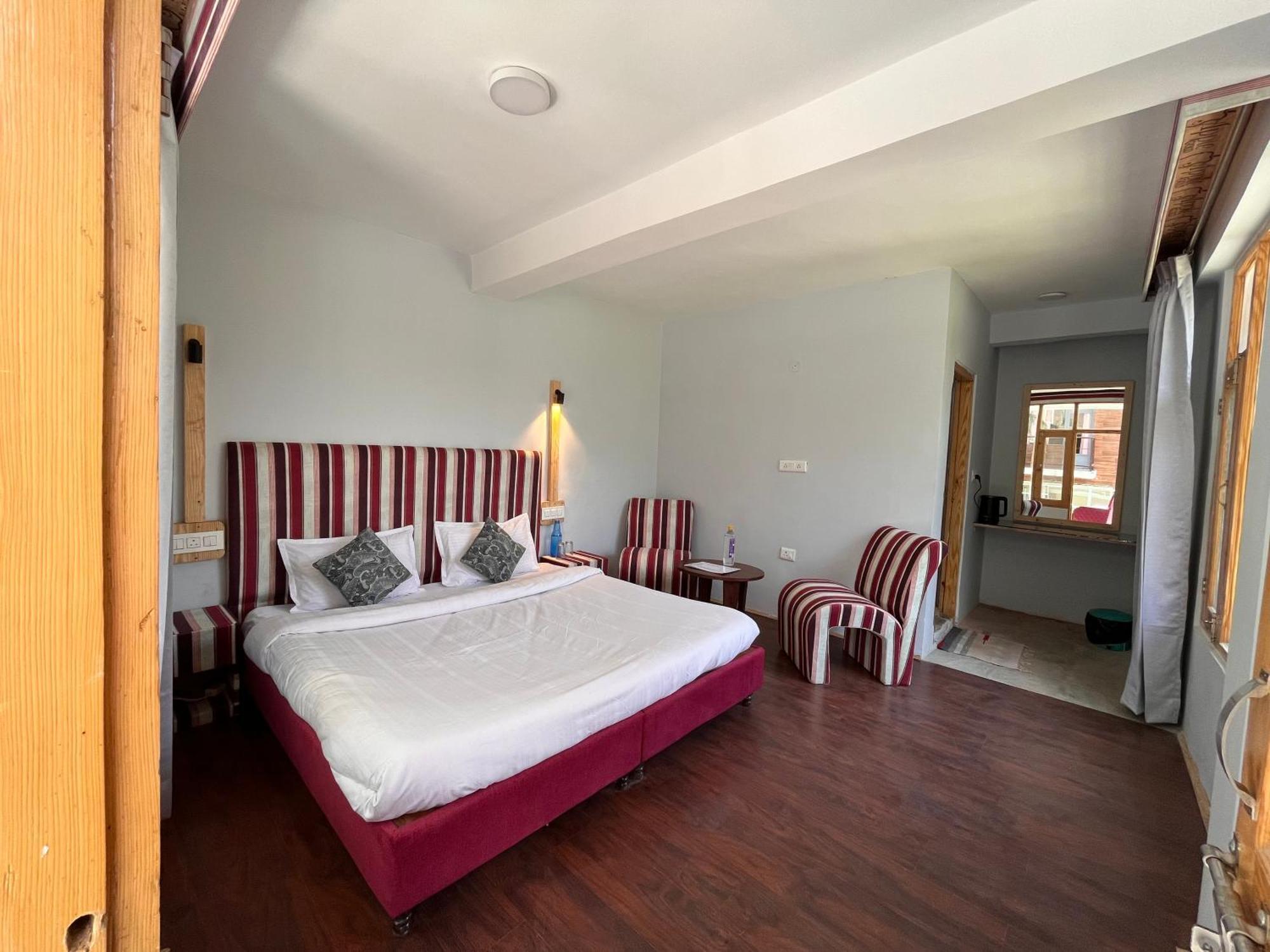 Guest house English Rose, #personal Parking, #petfriendly, #garden, #bonfire Under The Stars *