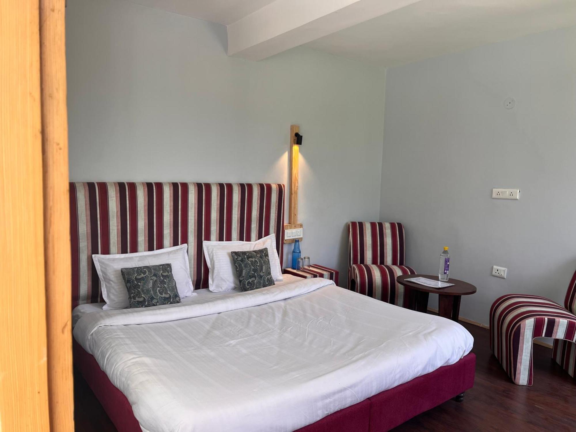 English Rose, #personal Parking, #petfriendly, #garden, #bonfire Under The Stars * Manali (Himachal Pradesh)