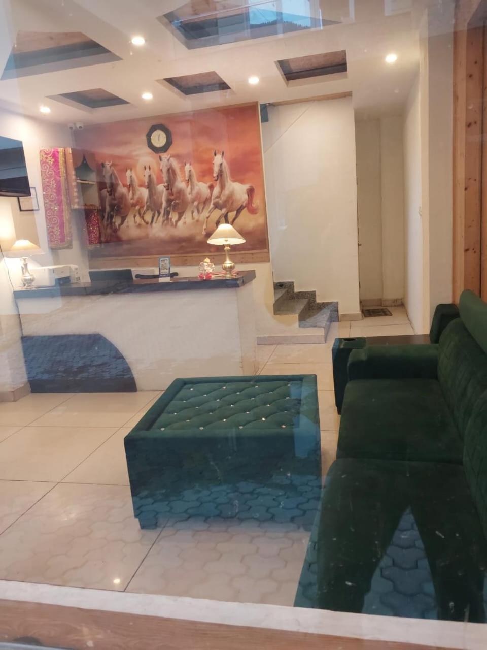 Di Hotel Manali (Himachal Pradesh)