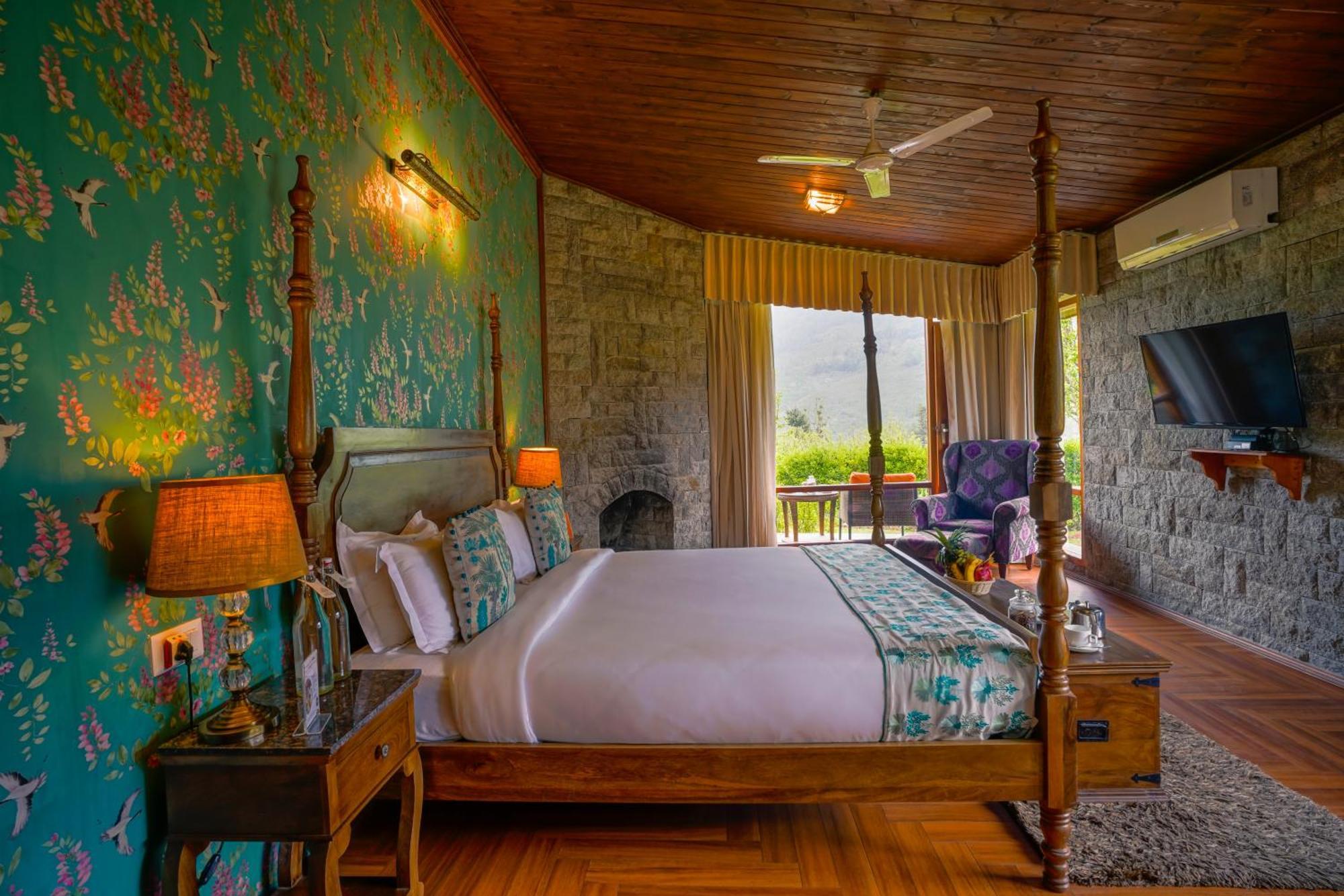 Larisa Resort Manali Manali (Himachal Pradesh)