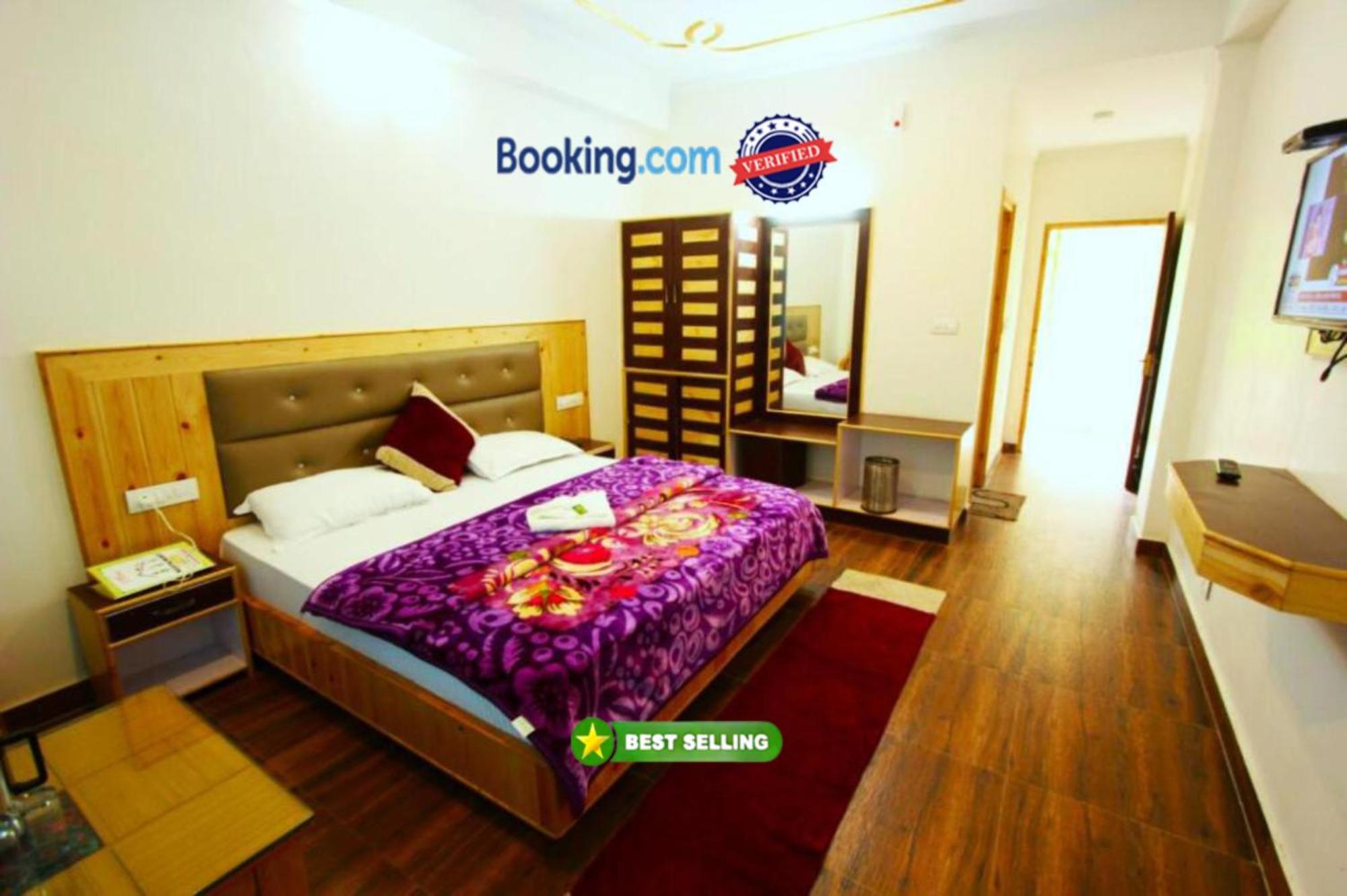 Goroomgo Saras - Near Hadimba Devi Temple - All Attached Balcony With Mountain View - Parking Facilities & Spacious Hotel 3*