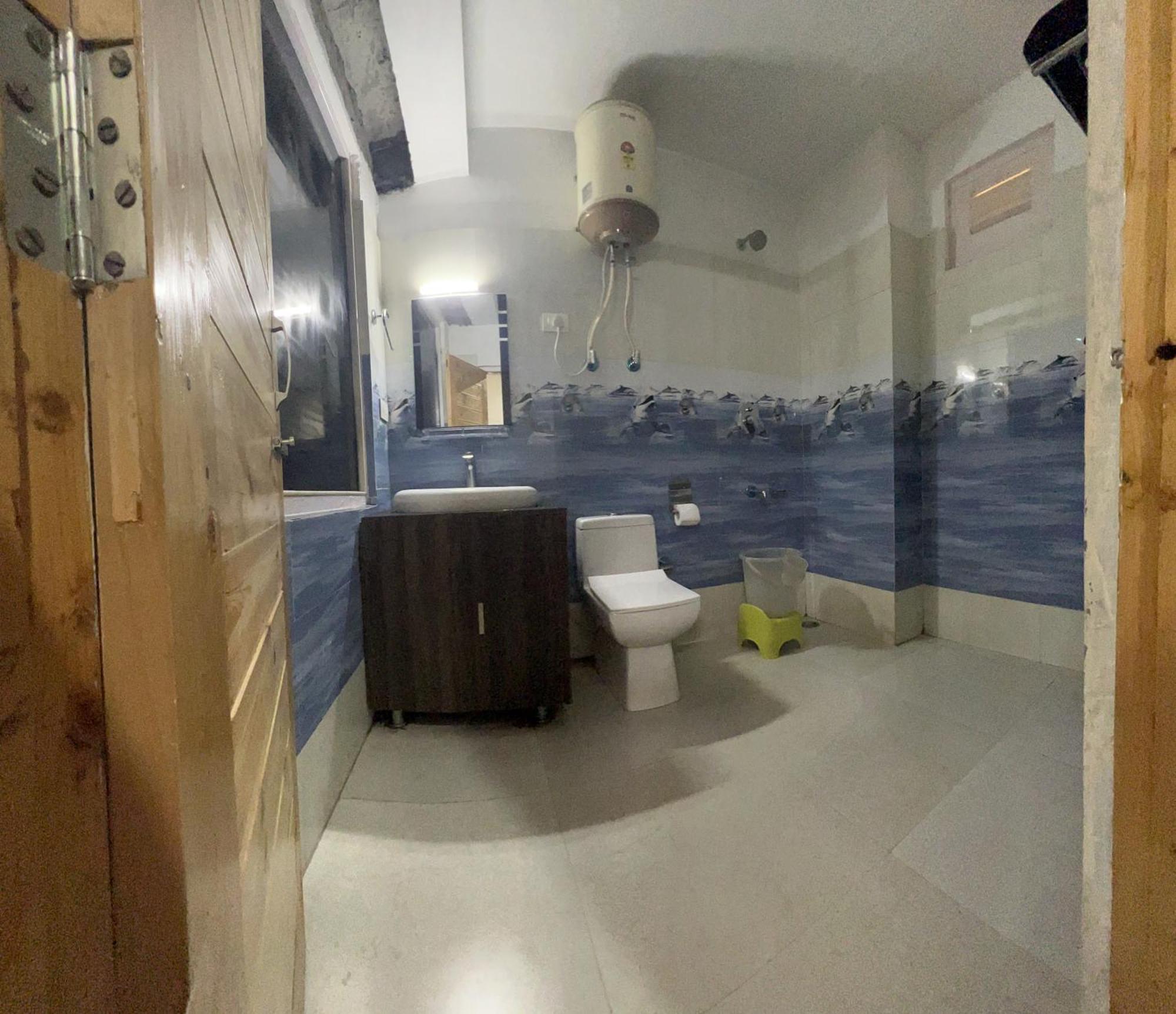 Himalayan Village Resort, 4*