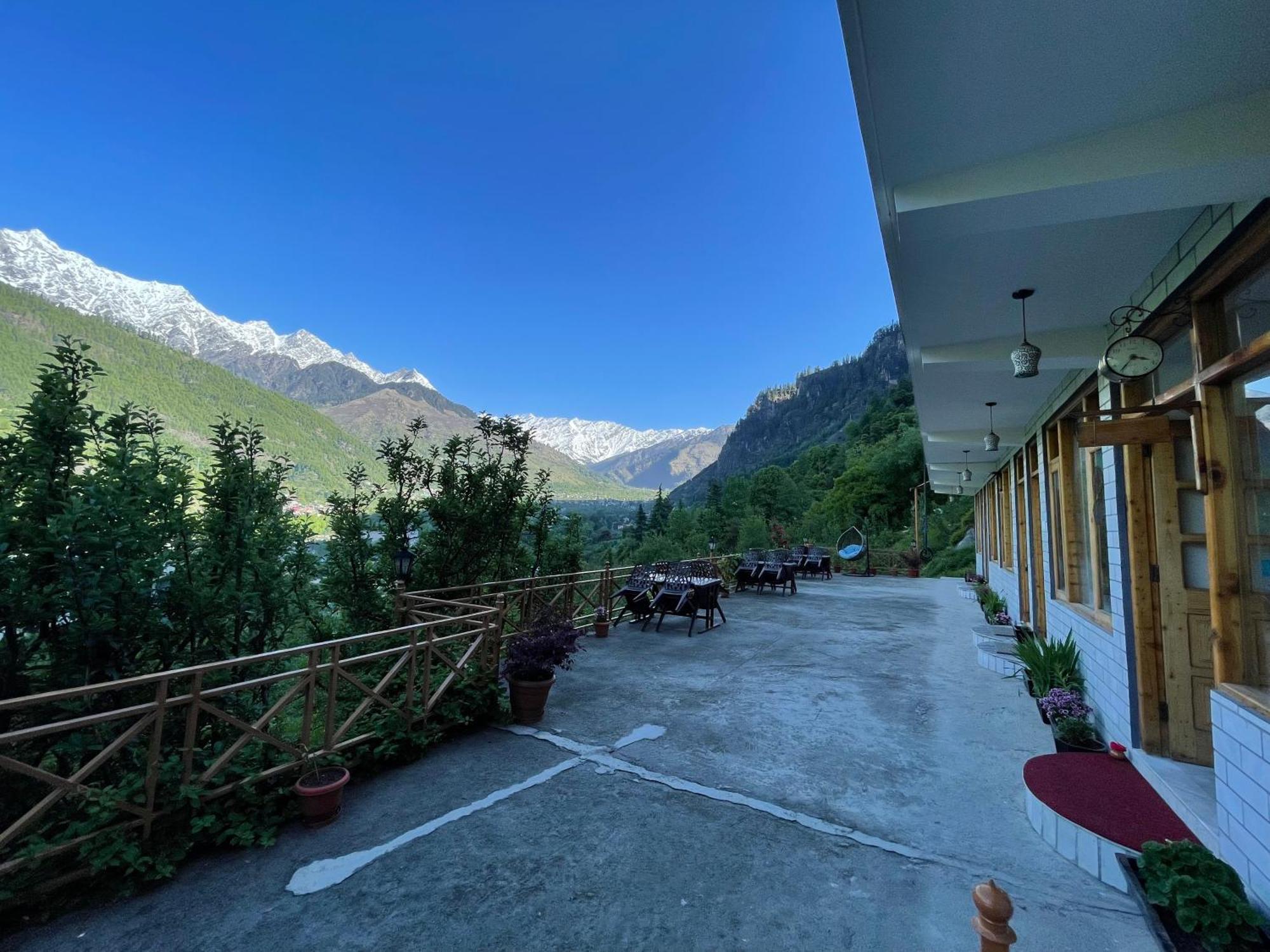 God's Land Bed & Breakfast
