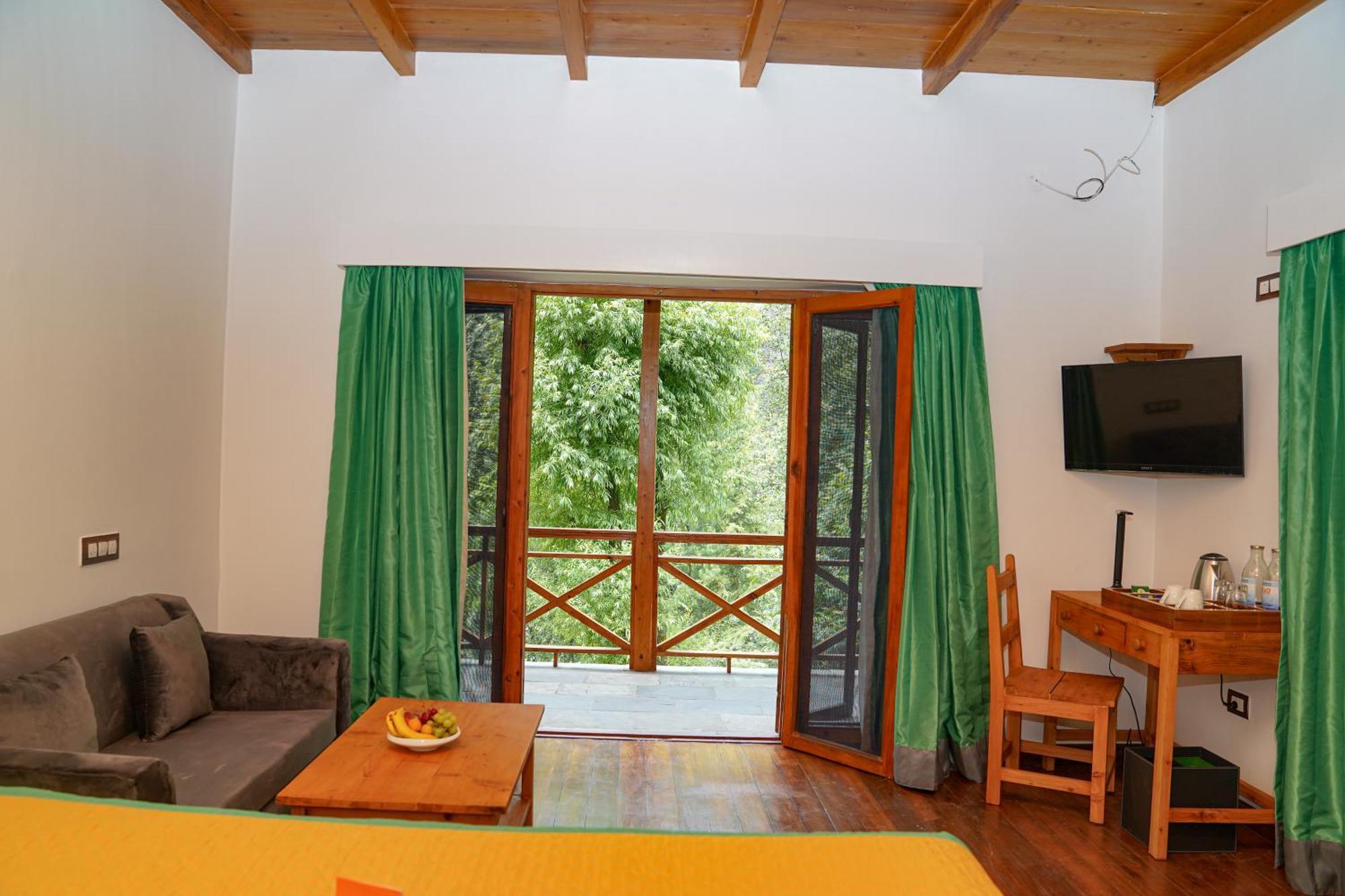 Zone Connect By The Park, Manali Resort 4*