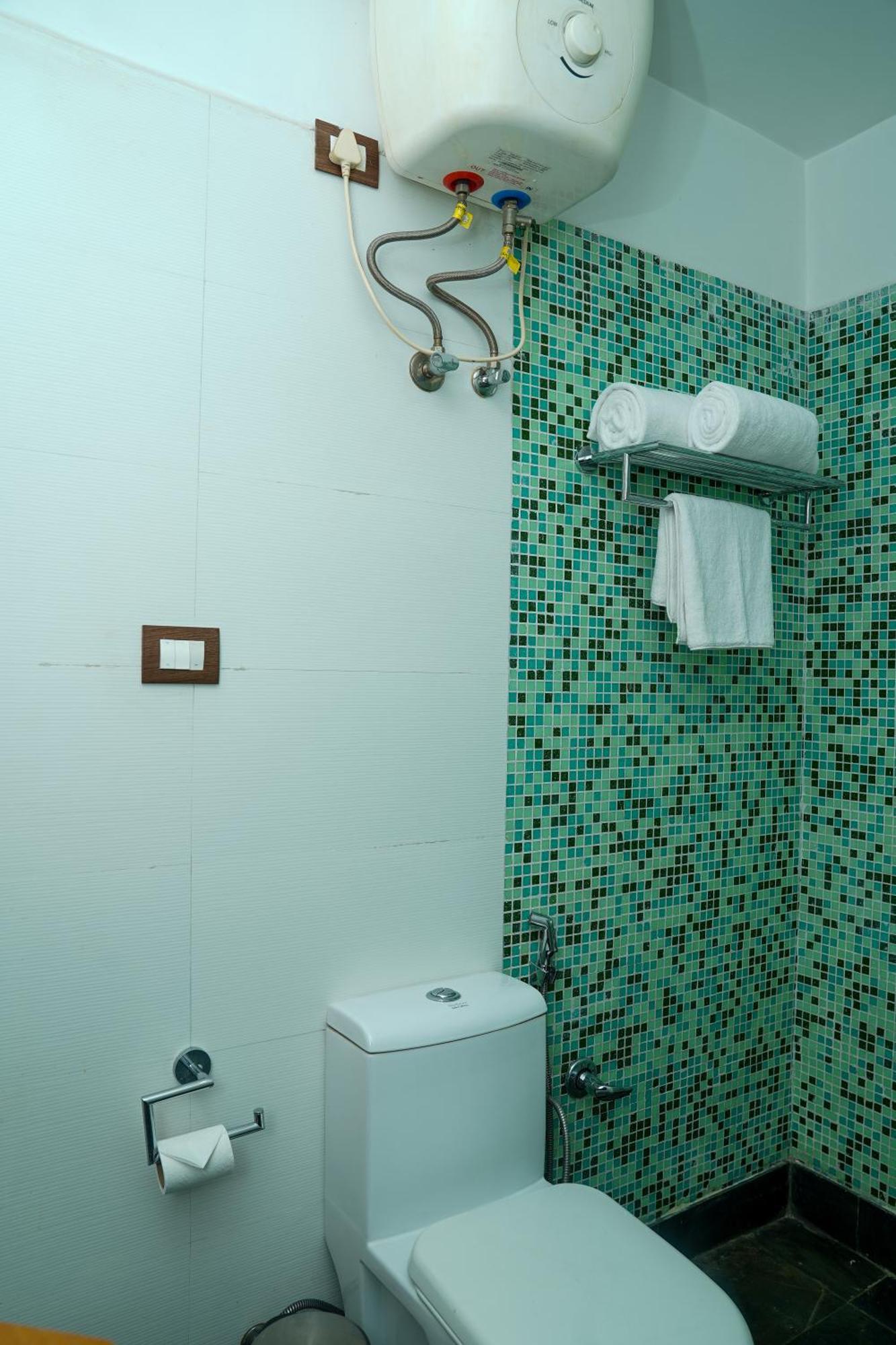 Resort Zone Connect By The Park, Manali 4*