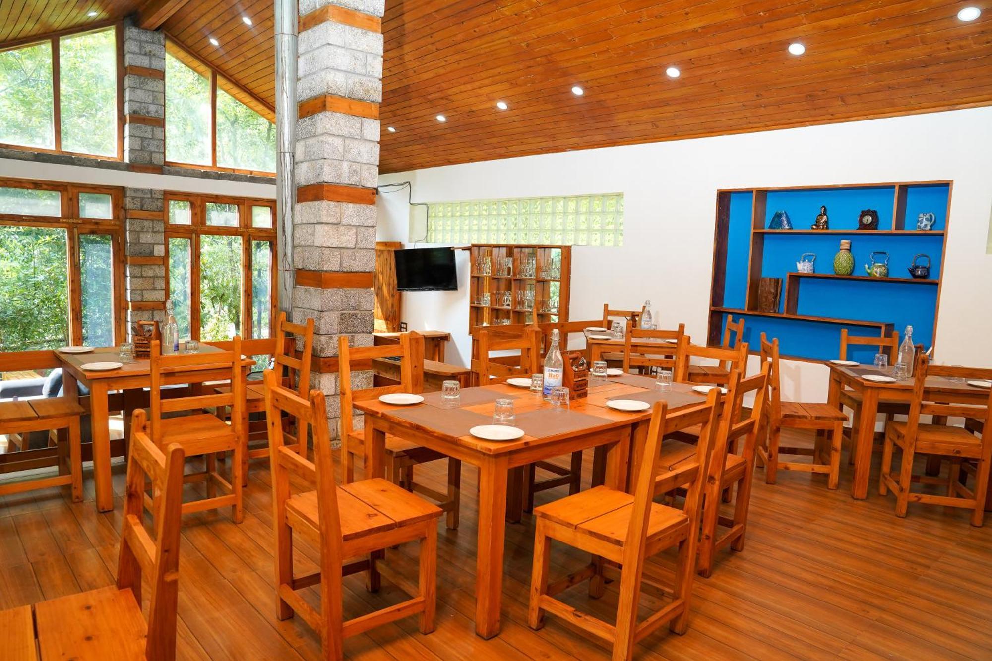 Resort Zone Connect By The Park, Manali
