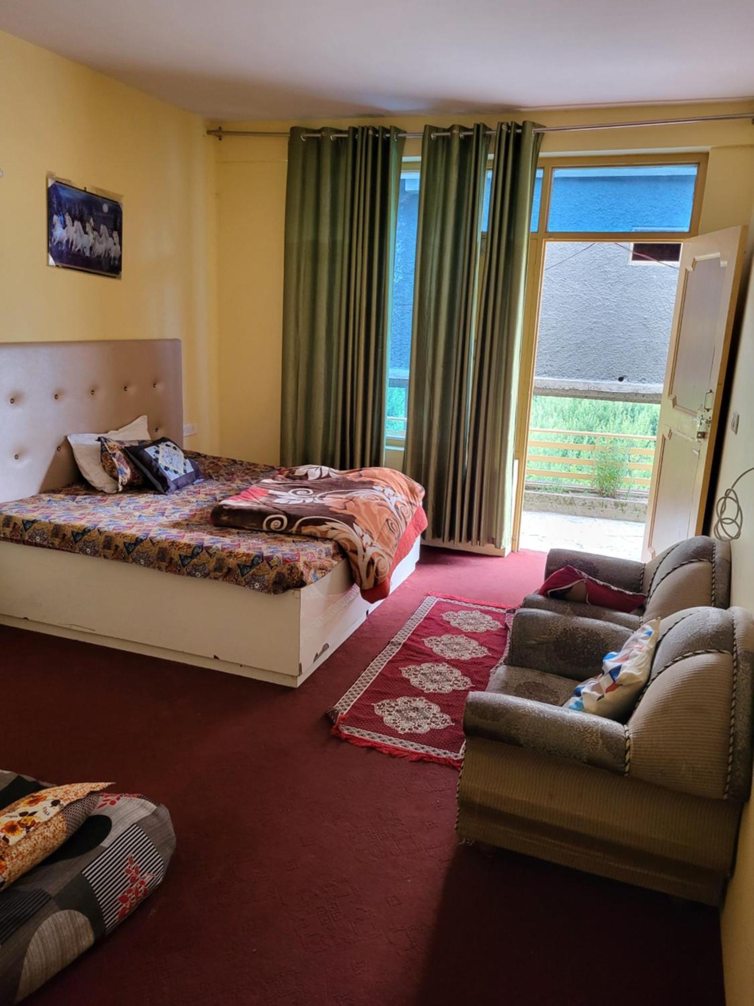 Homestay Himachali Didi *