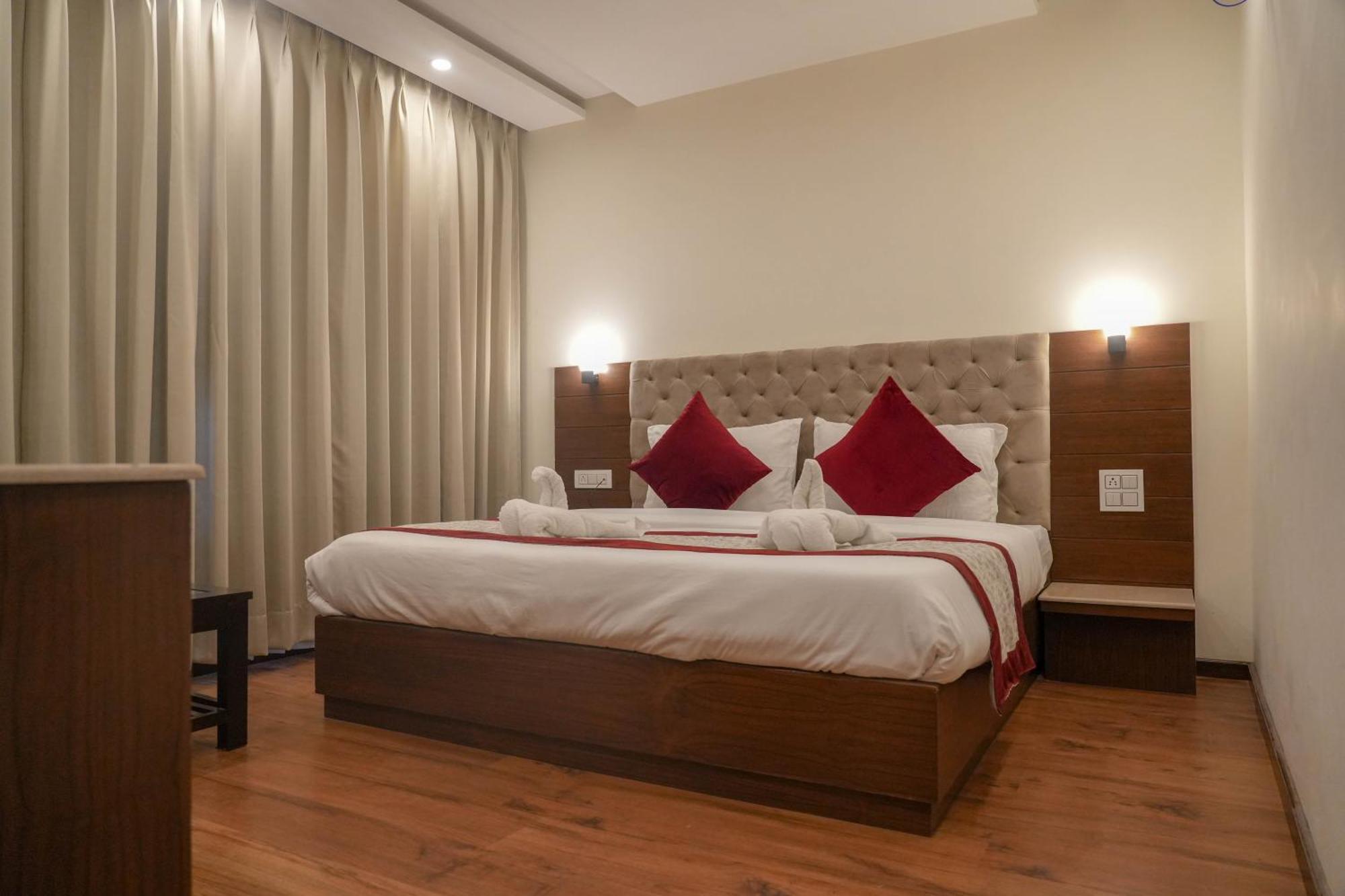 Himland Centrally Heated 2* Manali (Himachal Pradesh)
