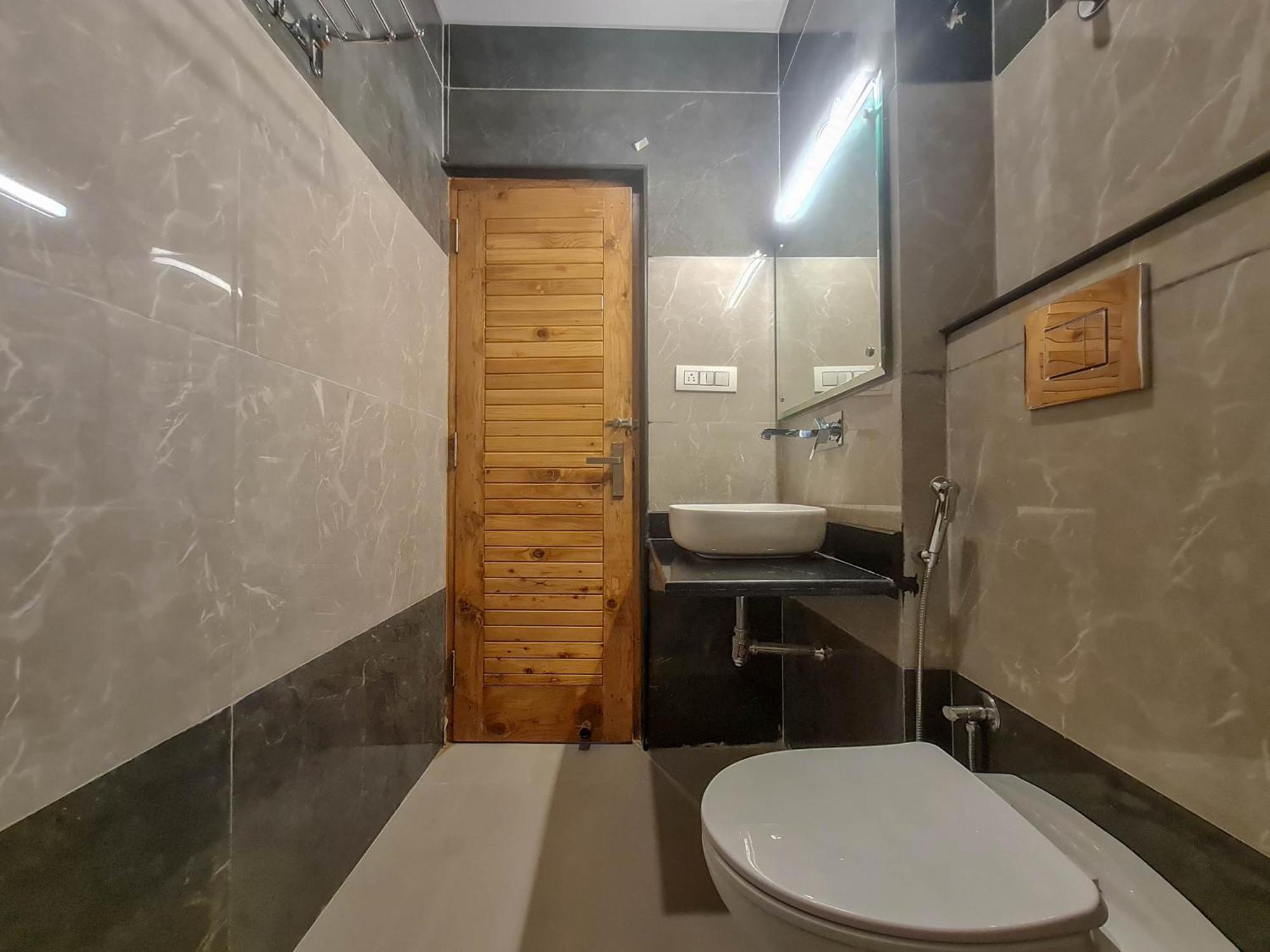 Himland Centrally Heated Manali (Himachal Pradesh)