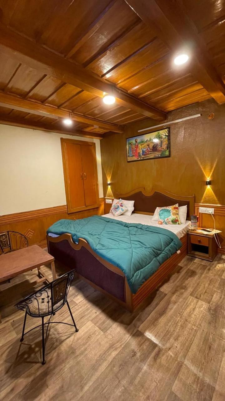 Sanvi Manali (Himachal Pradesh)