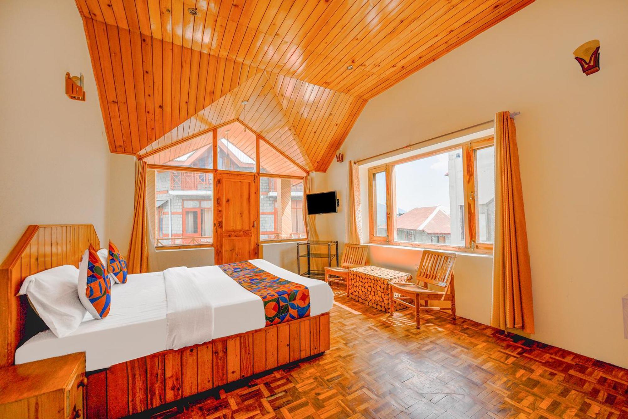 Fabhotel Cloud 9 Homestay