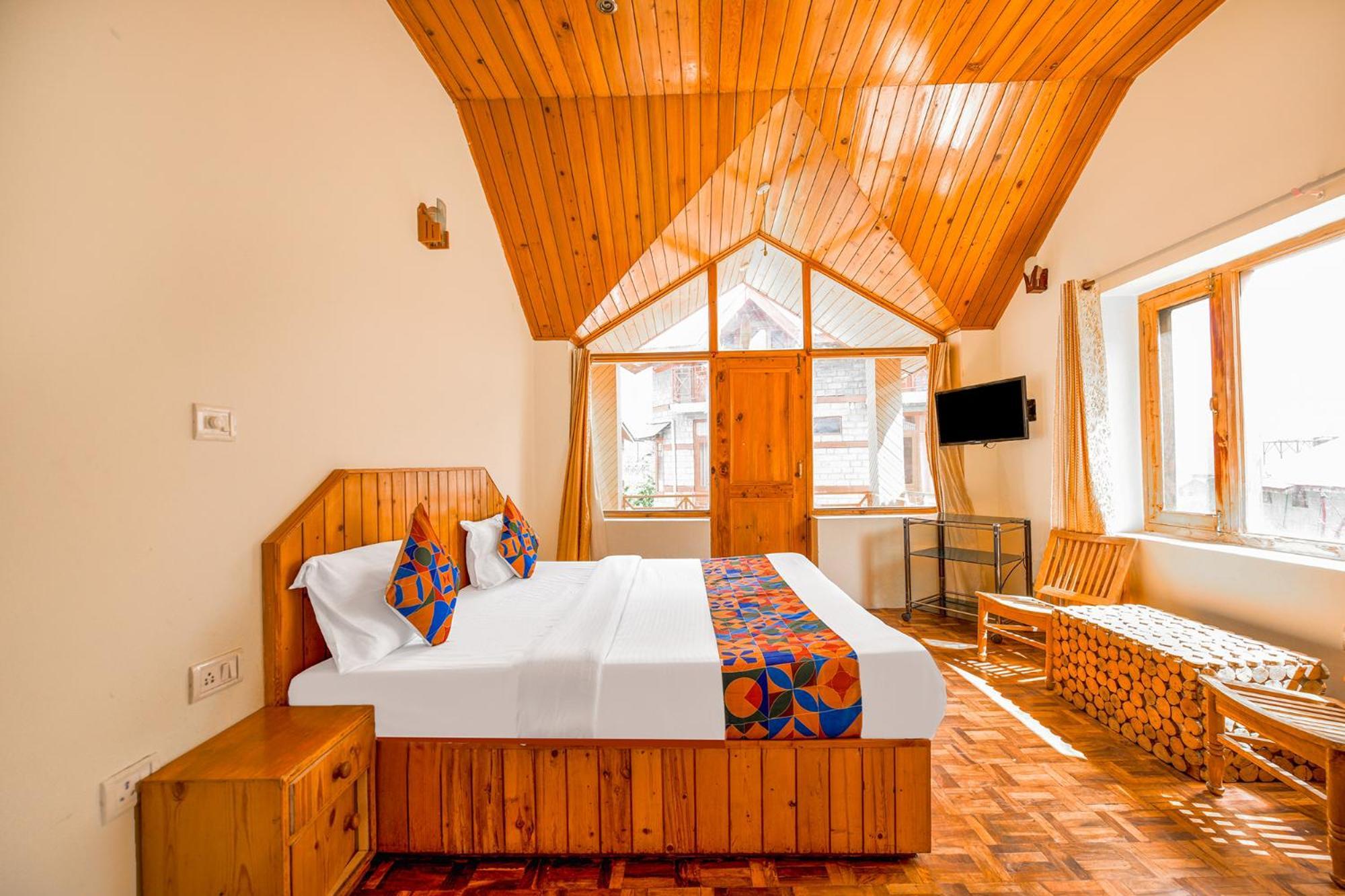 Fabhotel Cloud 9 Homestay 3*