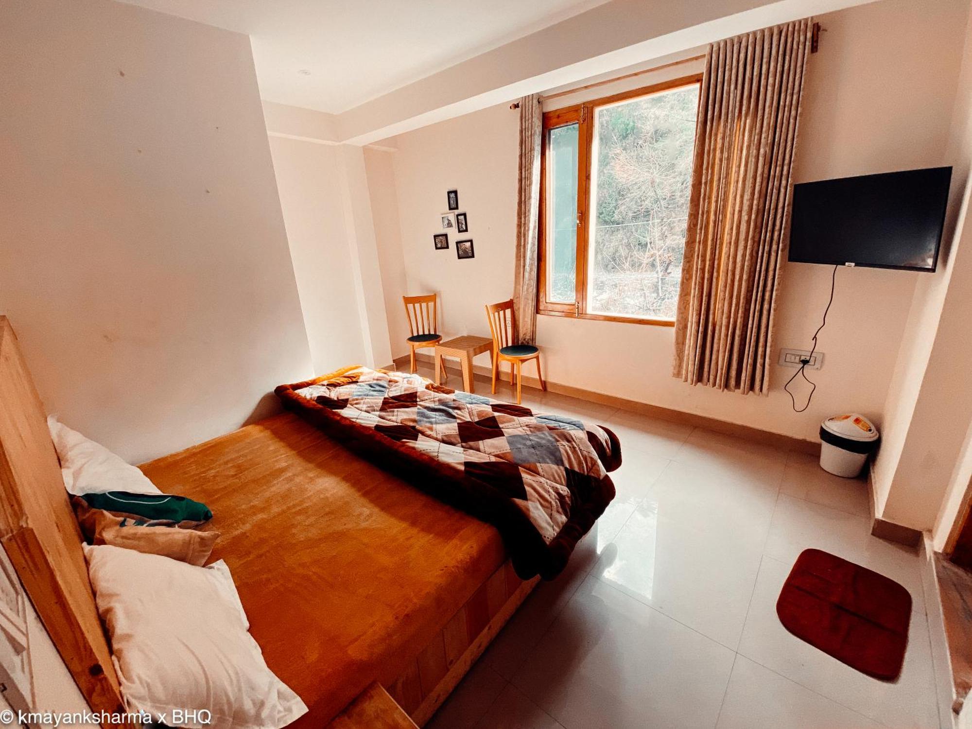 Backpackers Headquarter
