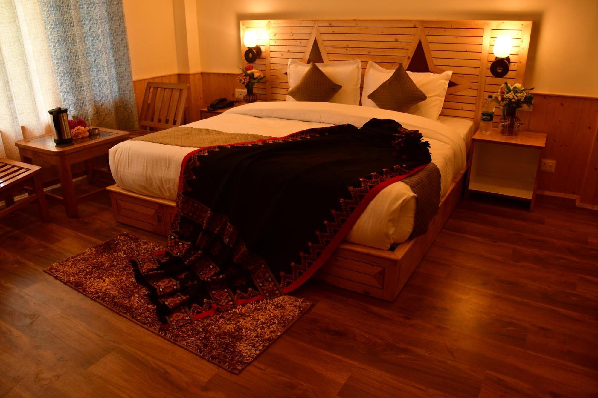 Hotel The Snow Lotus *