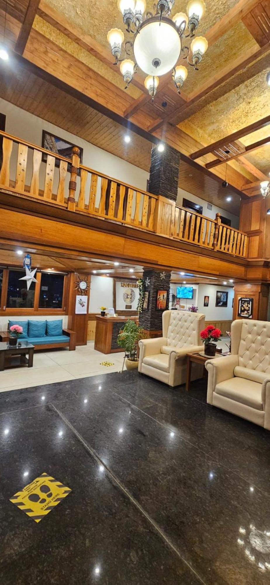 Hotel Goroomgo Bd - Excellent With Family, Parking Facilities Manali (Himachal Pradesh)