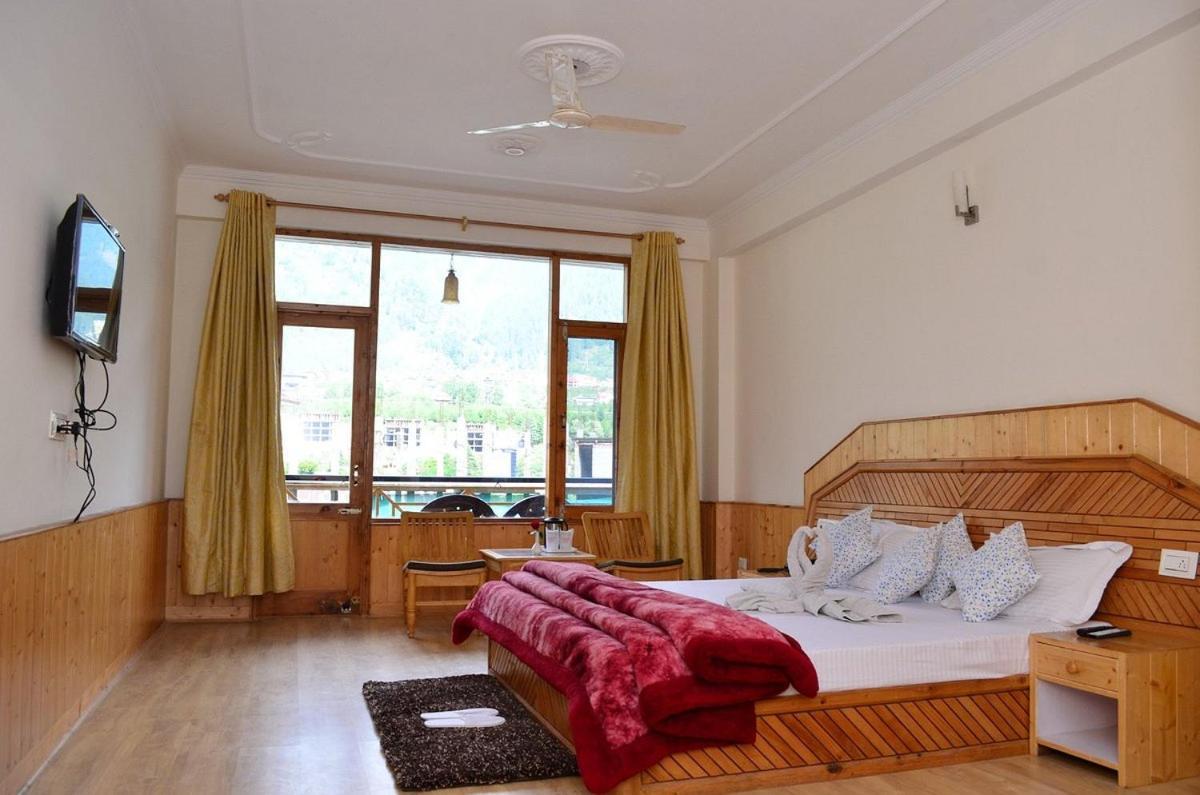 Summer Manali (Himachal Pradesh)