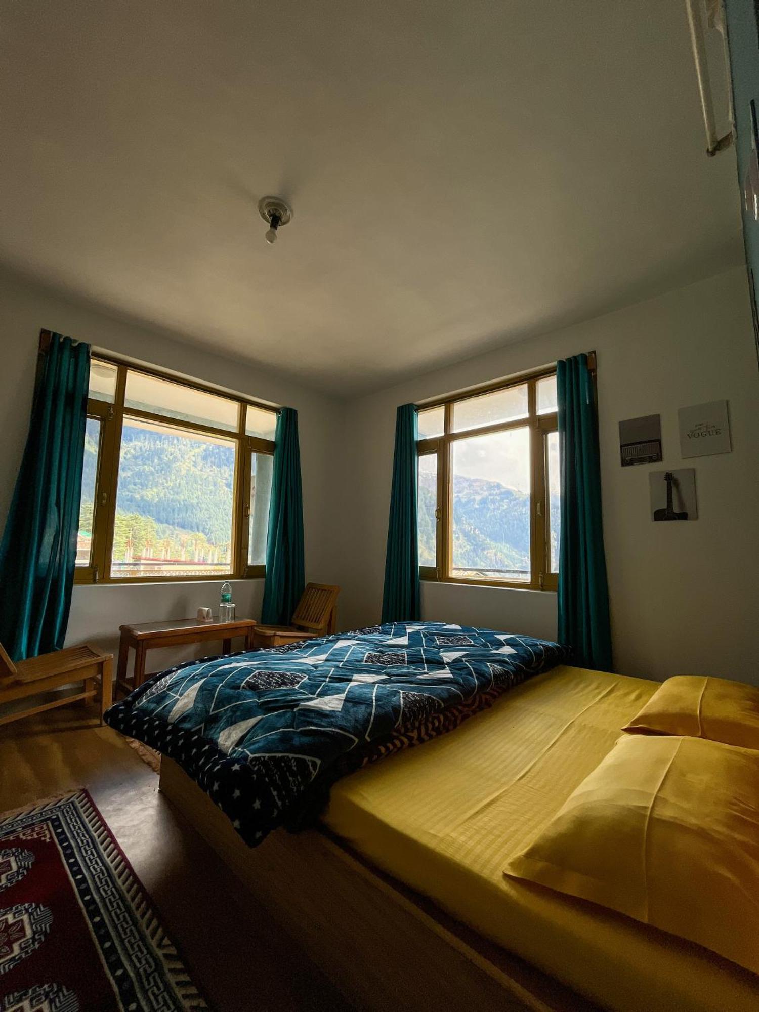 Bhagwati Wood House Homestay Manali (Himachal Pradesh)