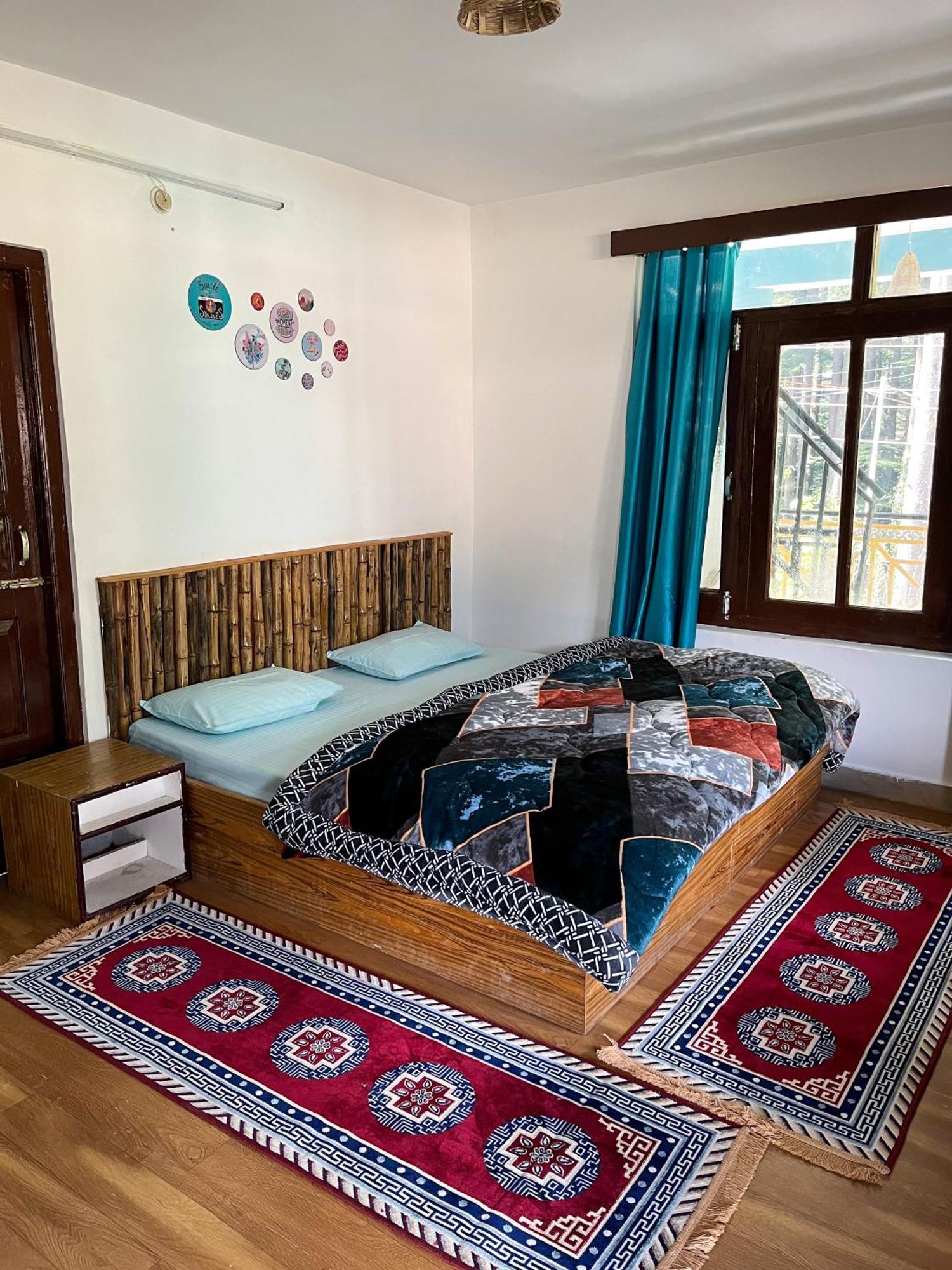 Bhagwati Wood House Homestay *