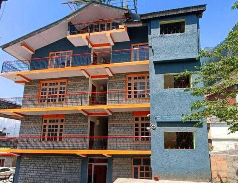Hotel O Kundan