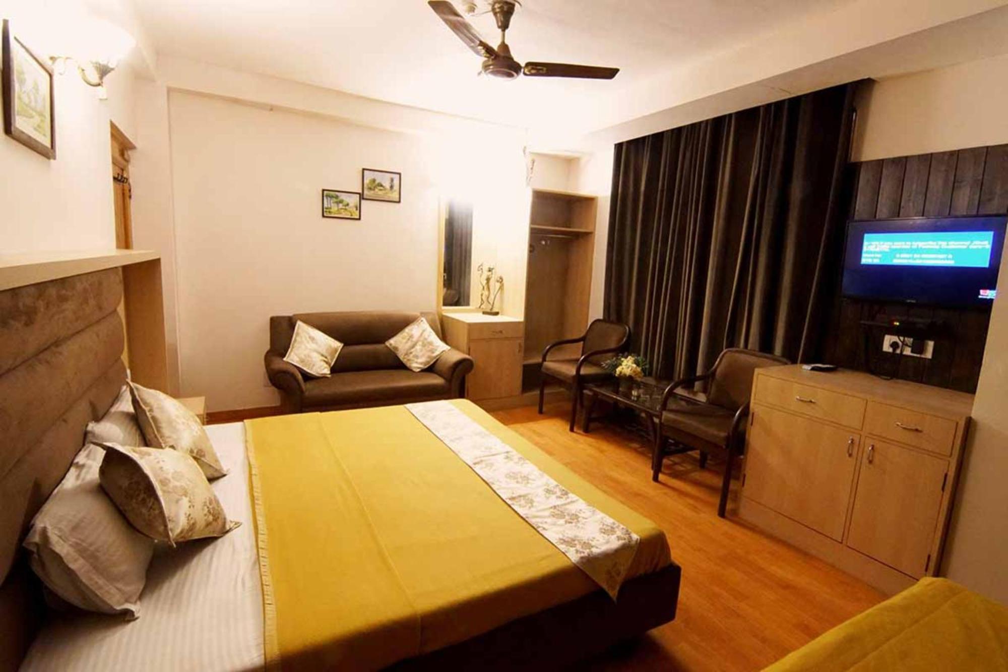 Goroomgo Daddy Guest house Manali (Himachal Pradesh)