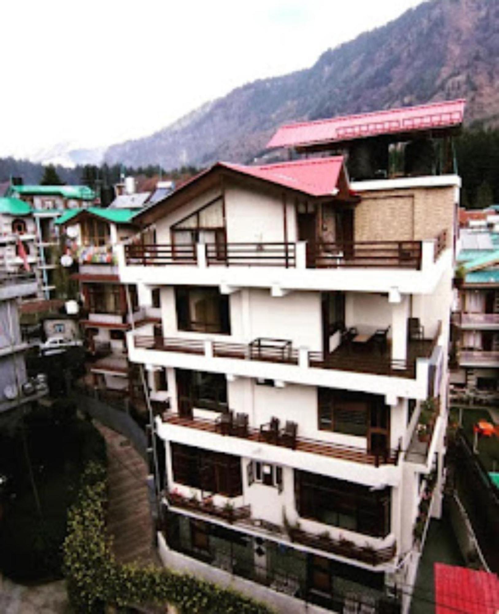 Goroomgo Daddy 3* Manali (Himachal Pradesh)