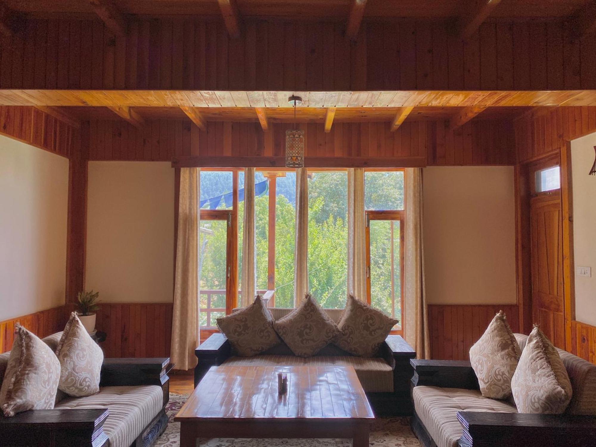 Hotel Aananda-boutique Manali (Himachal Pradesh)