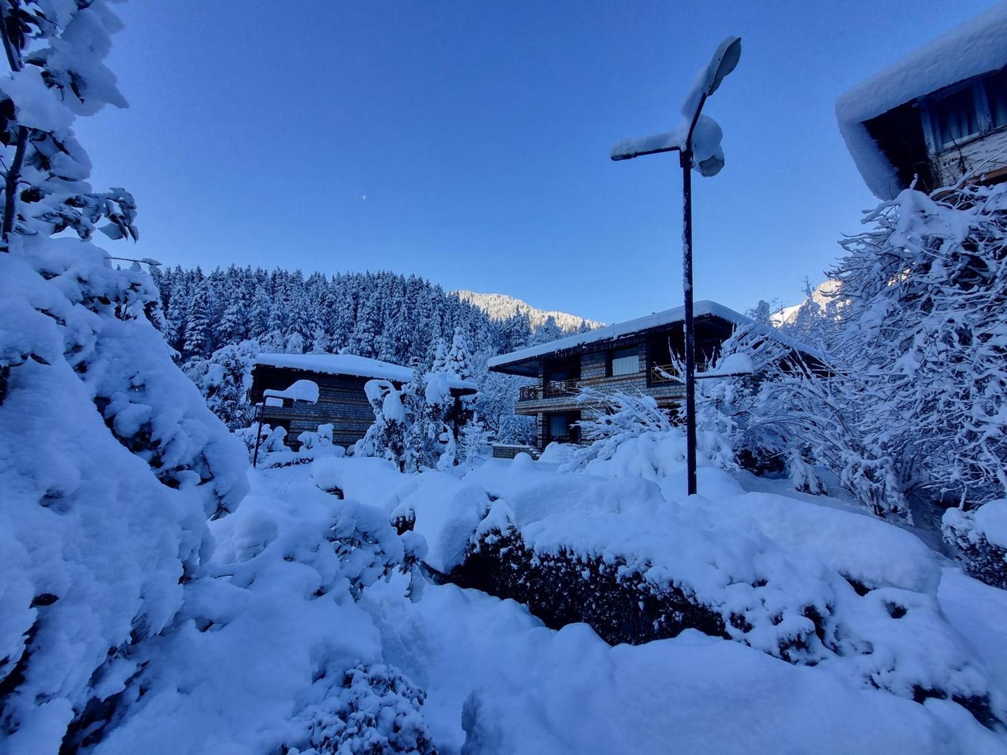 Resort Banon Manali (Himachal Pradesh)