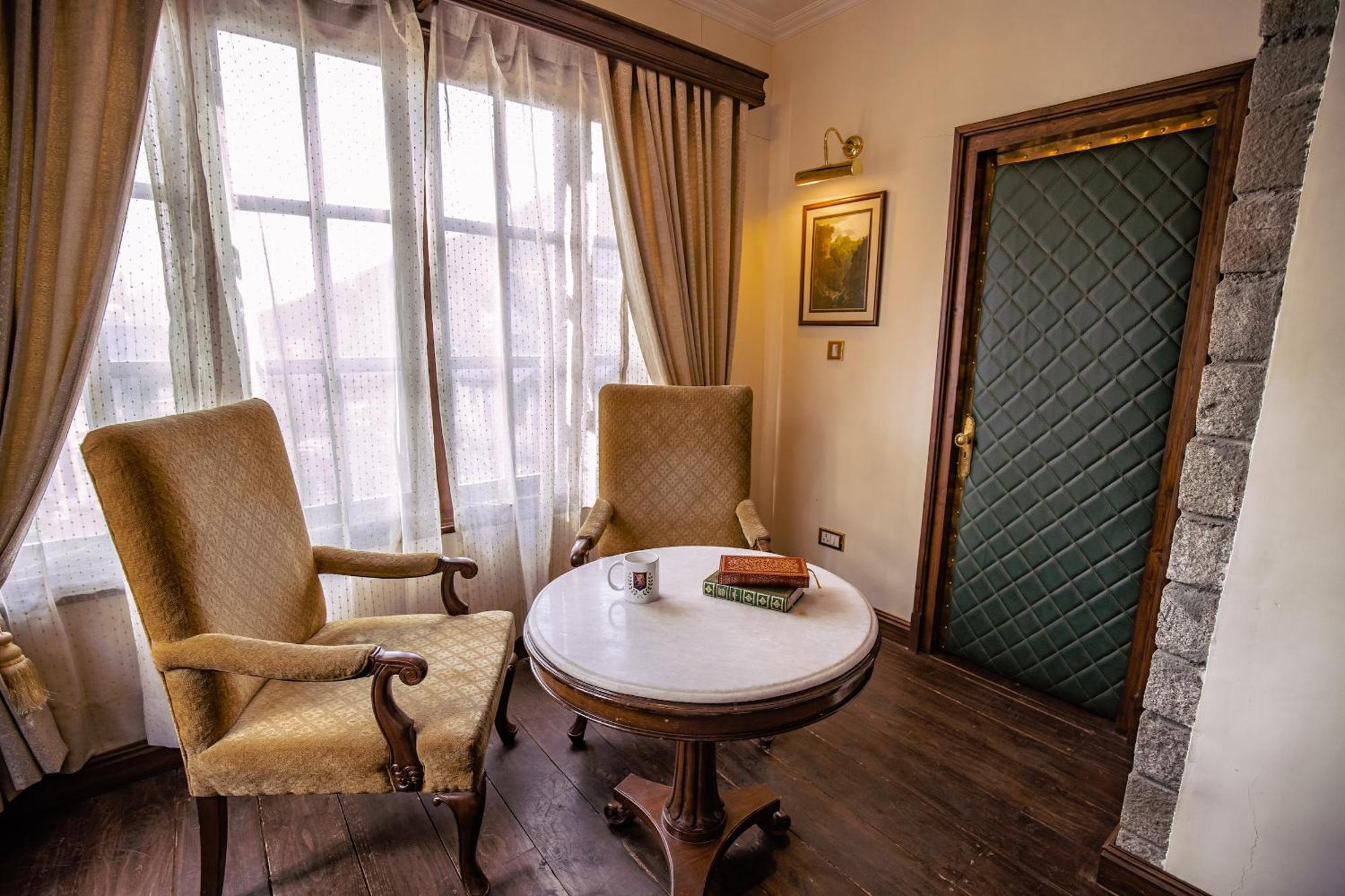 The Himalayan 5*