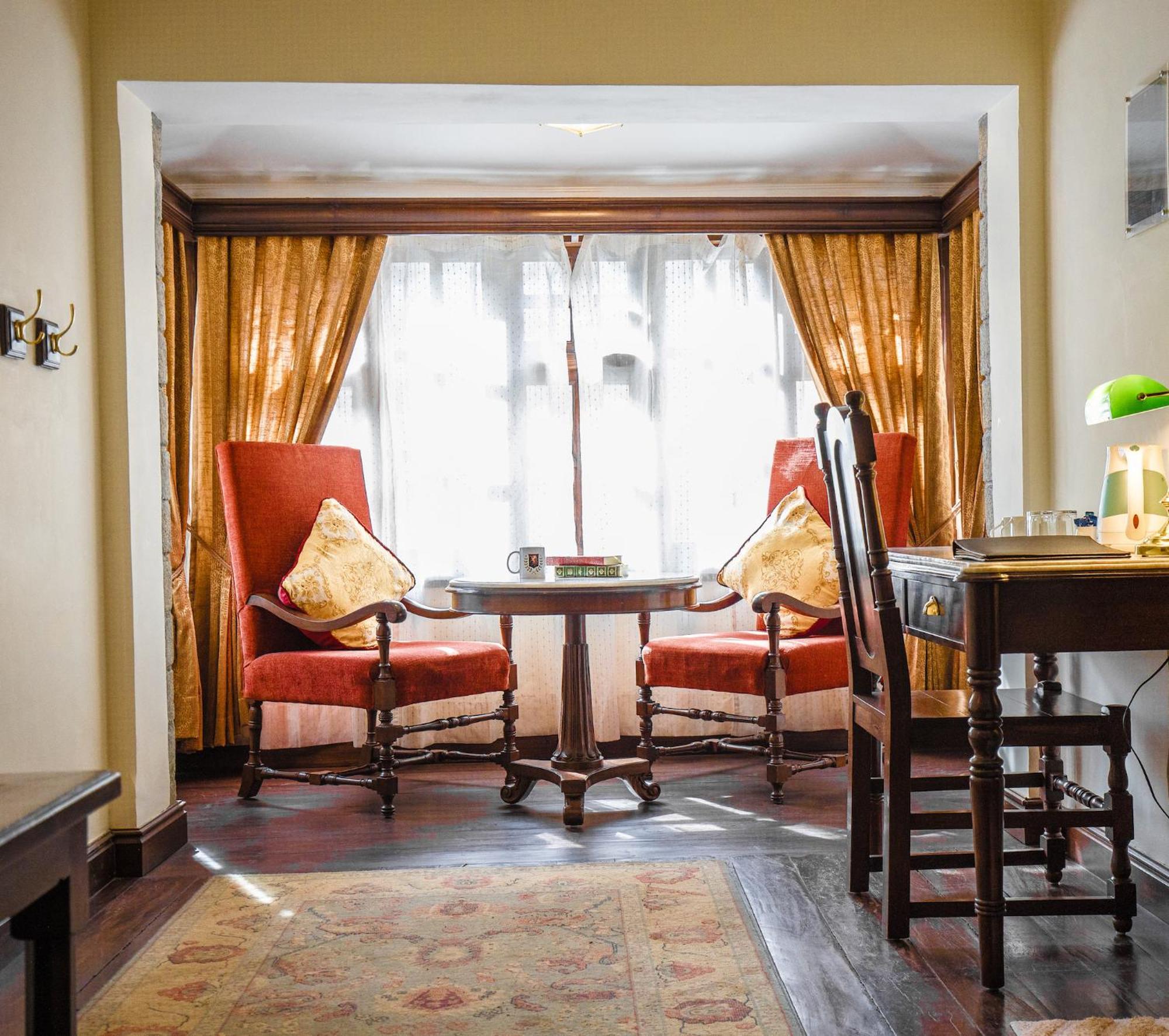 Resort The Himalayan 5*