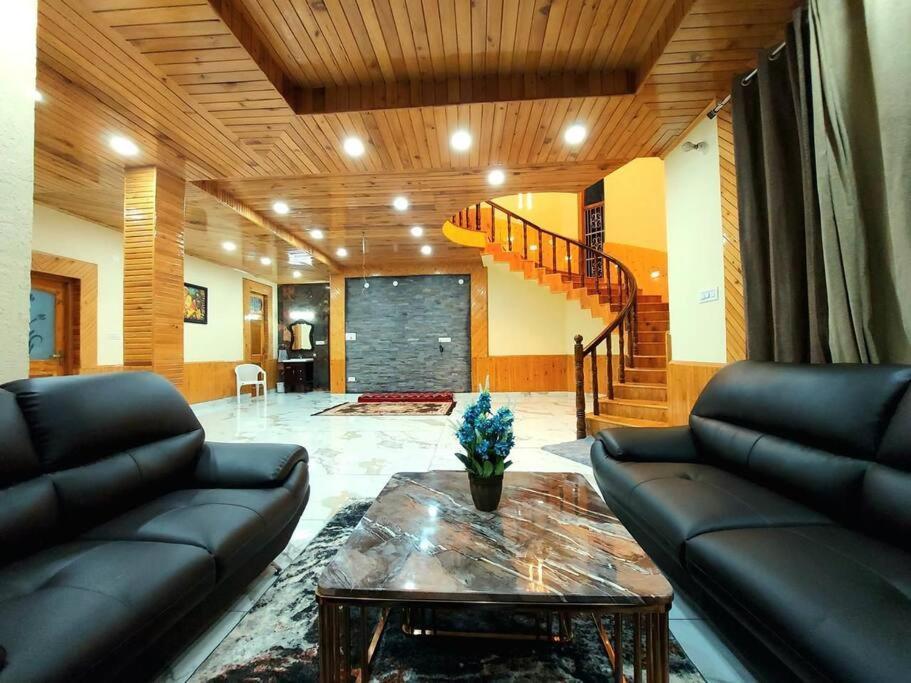 Villa Bnbbuddy Himalayan 3br Wid Lawn Near Manali (Himachal Pradesh)