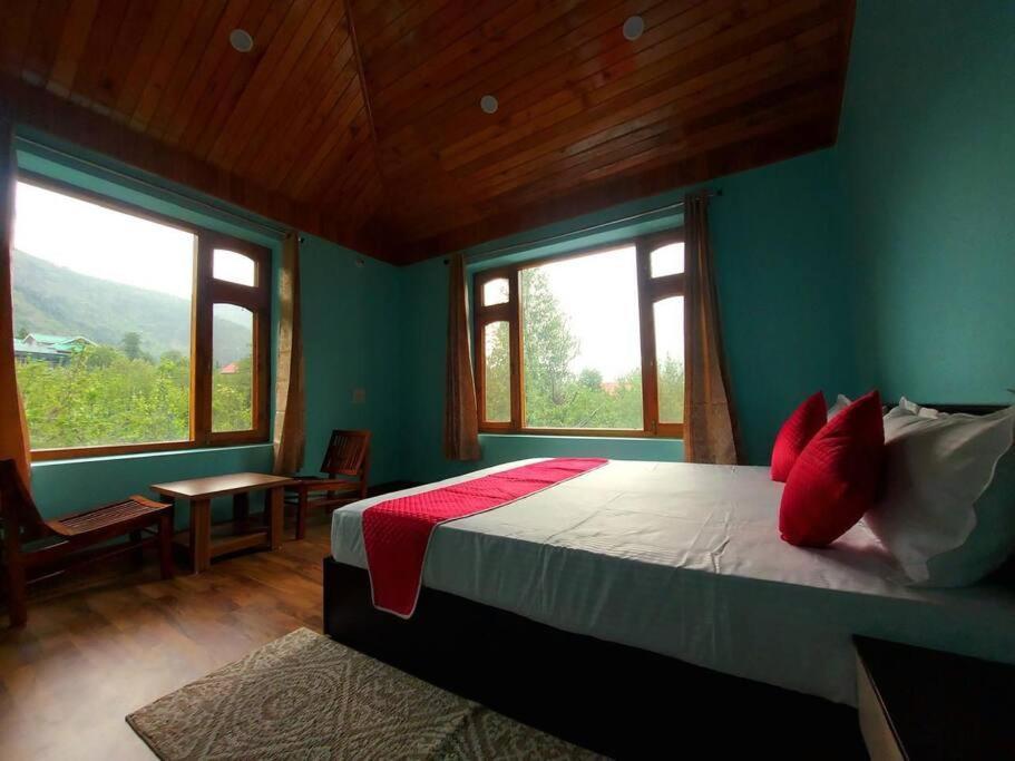Bnbbuddy Himalayan 3br Wid Lawn Near *