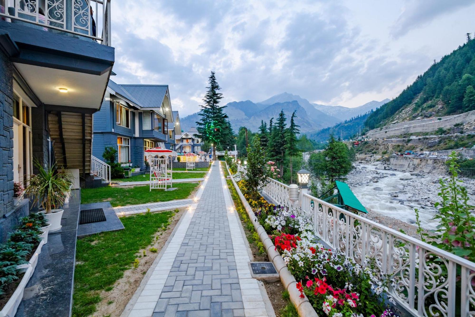 Resort The Highland Park Manali (Himachal Pradesh)